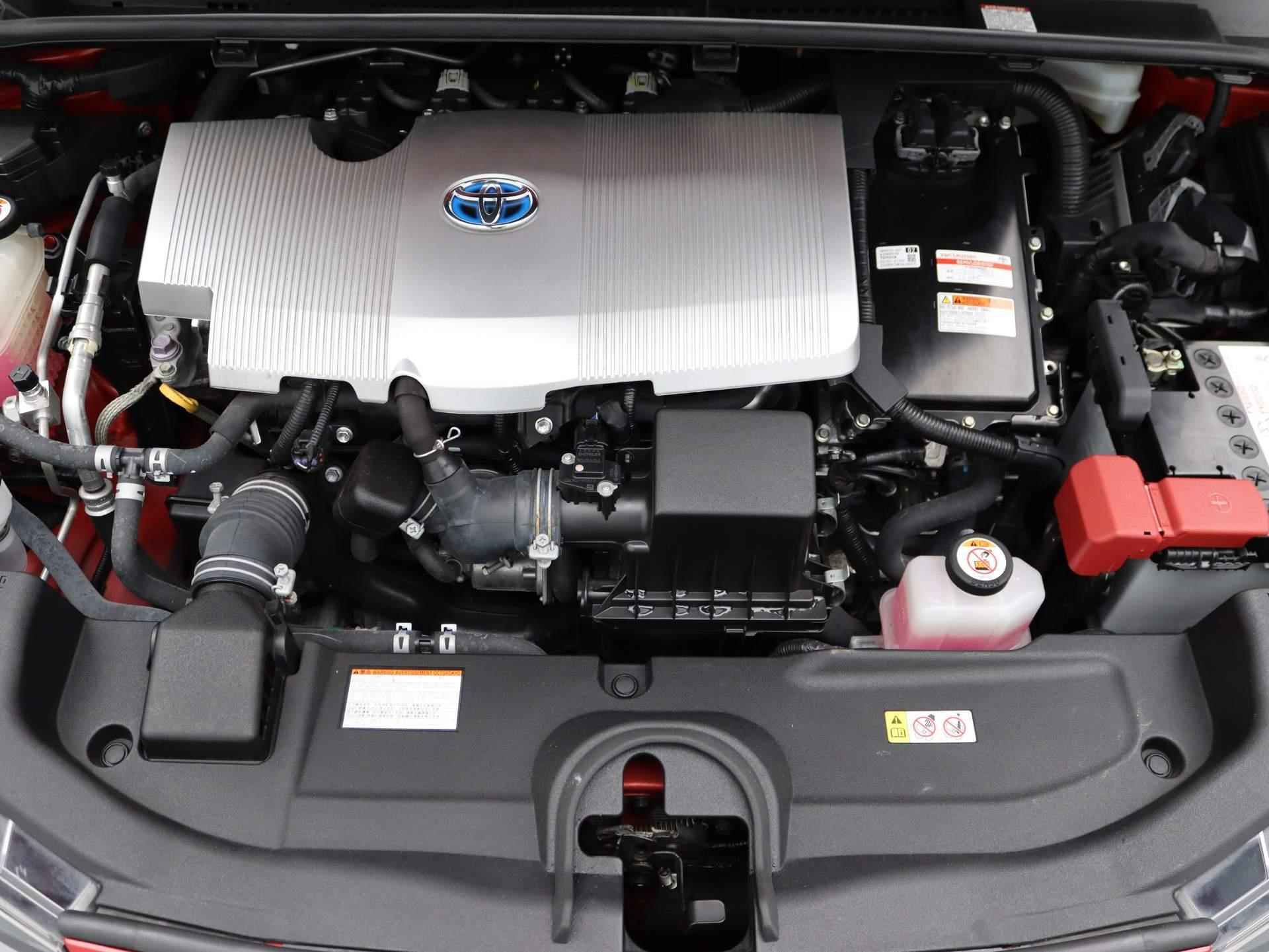 Toyota Prius 1.8 Executive Automaat | Airco | Navigatie | Achteruitkijkcamera | Cruise Control | - 32/45