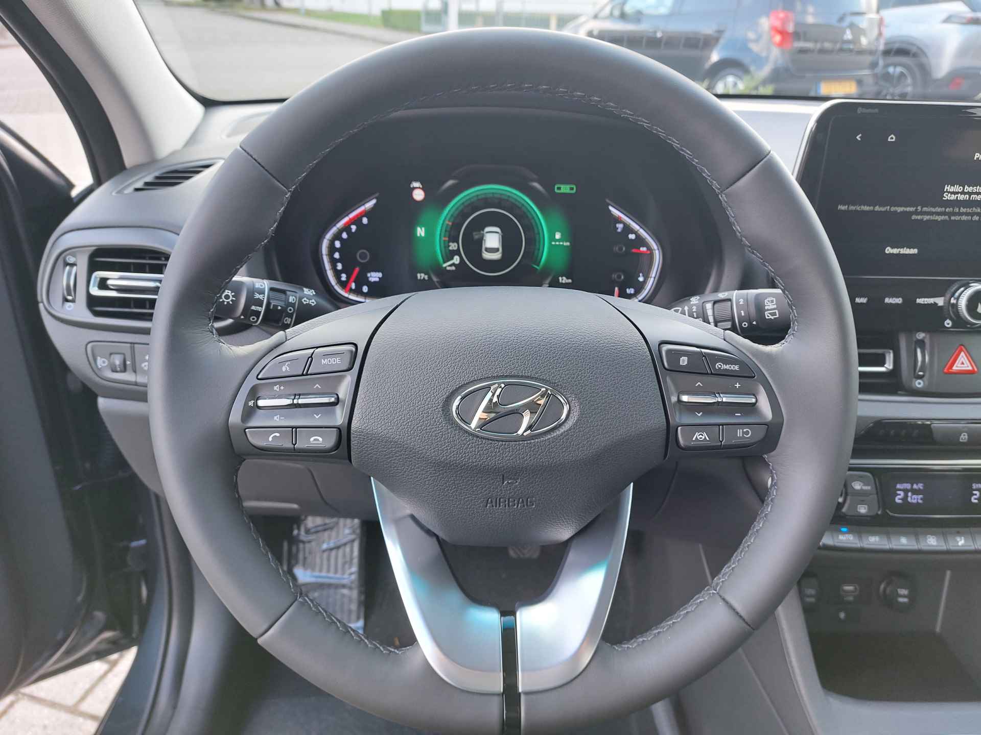 Hyundai i30 1.0 T-GDi MHEV Comfort Smart Cruise en Climate Control | Navigatie | Snelheidsbordenherkenning | Parkeersensoren, achter | Achteruitrijcamera - 14/21