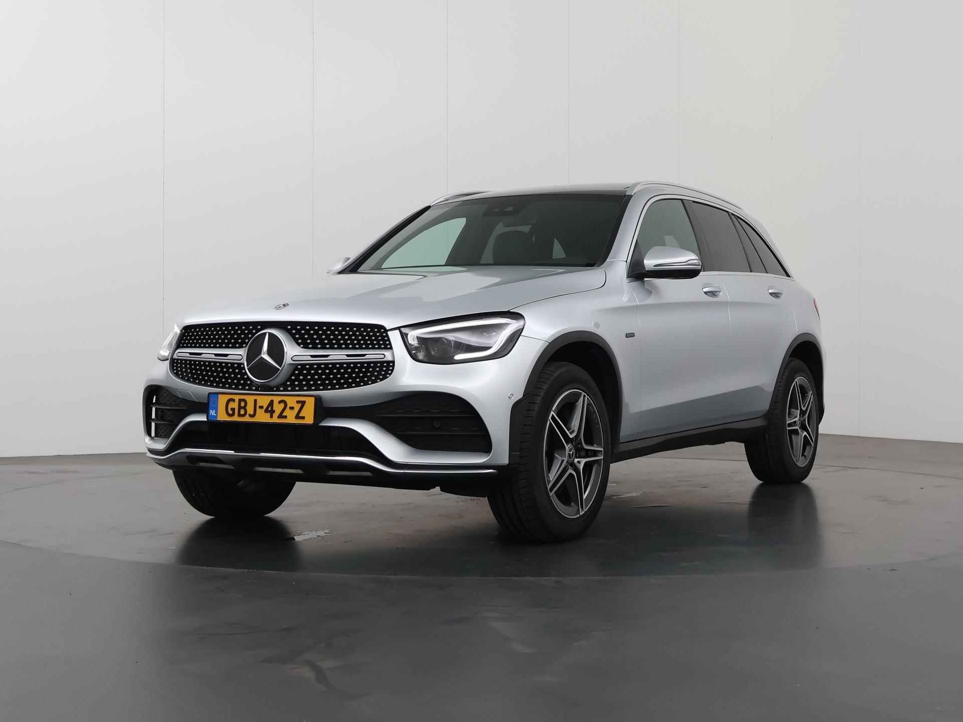 Mercedes-Benz GLC-klasse 300e 4MATIC Business Solution AMG | Trekhaak | Panoramadak | Burmester | Sfeerverlichting | Stoelverwarming | Apple Carplay/Android Auto | Highbeam LED | - 52/52