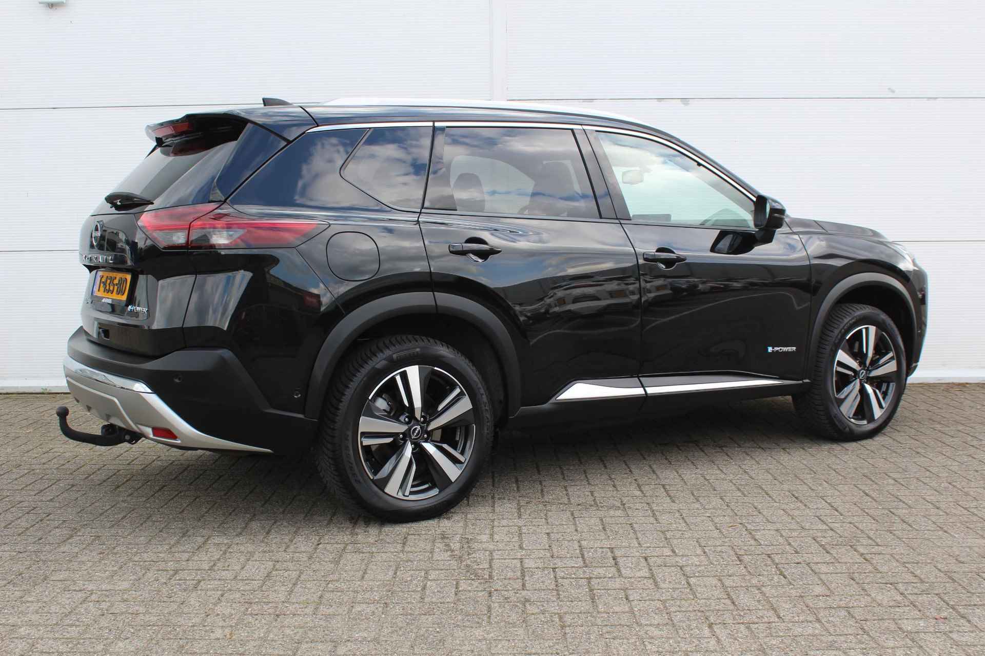 Nissan X-Trail 1.5 e-4orce Tekna 4WD 7p. / Trekhaak (1650 KG) / Navigatie + Apple Carplay/Android Auto / Stoel- + Stuurverwarming / Cruise Control Adaptief / Lederen Bekleding / - 3/54