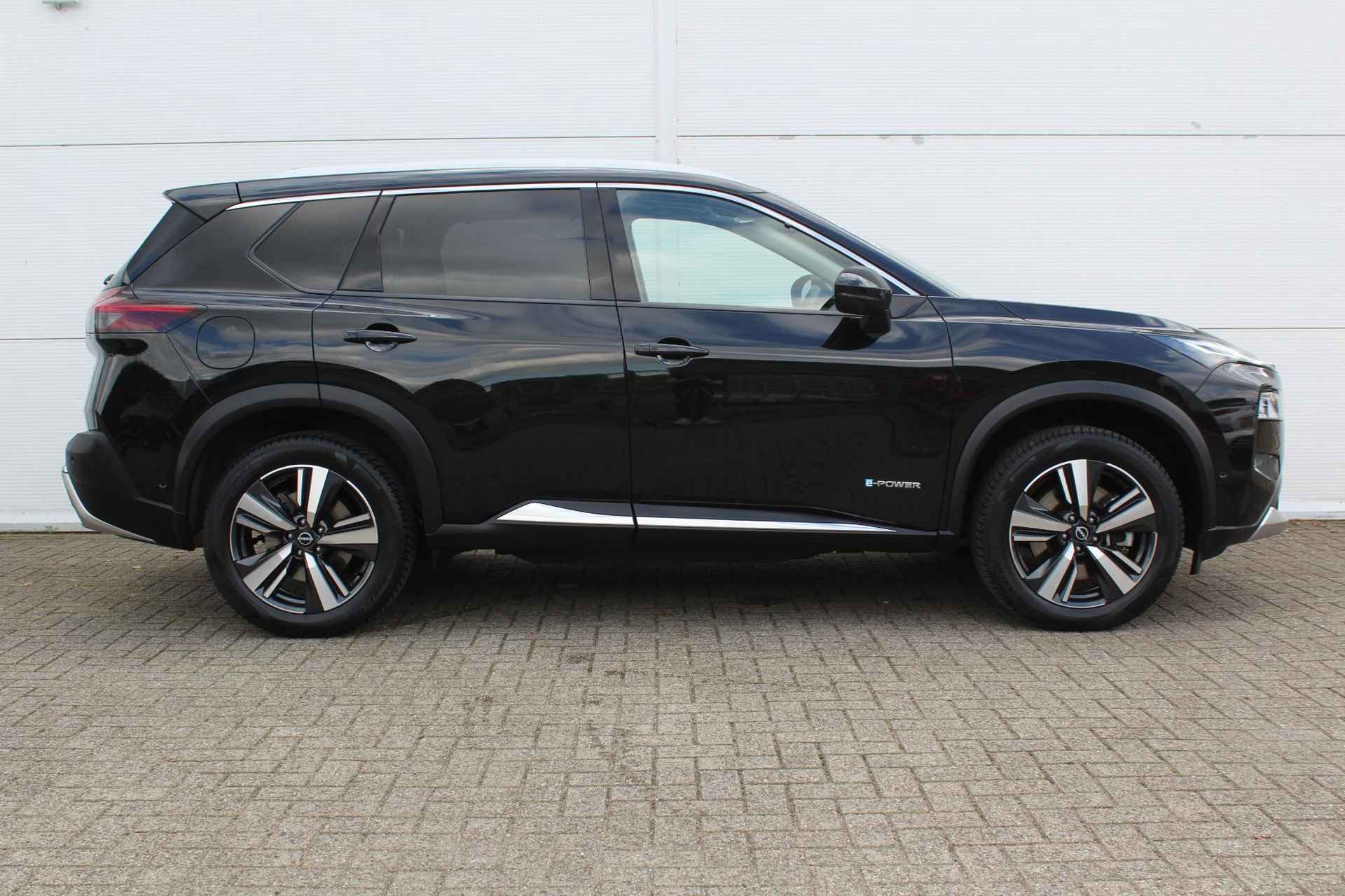 Nissan X-Trail 1.5 e-4orce Tekna 4WD 7p. / Trekhaak (1650 KG) / Navigatie + Apple Carplay/Android Auto / Stoel- + Stuurverwarming / Cruise Control Adaptief / Lederen Bekleding / - 16/54