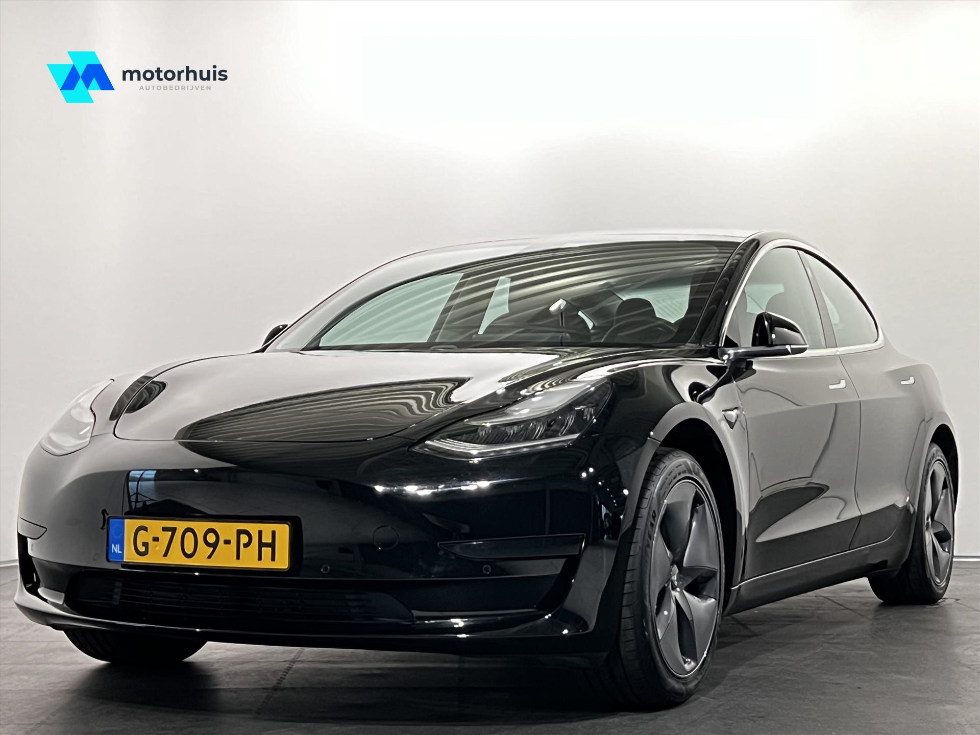 Tesla Model 3 Standard Plus RWD | PANORAMA DAK | VERWARMBARE STOELEN