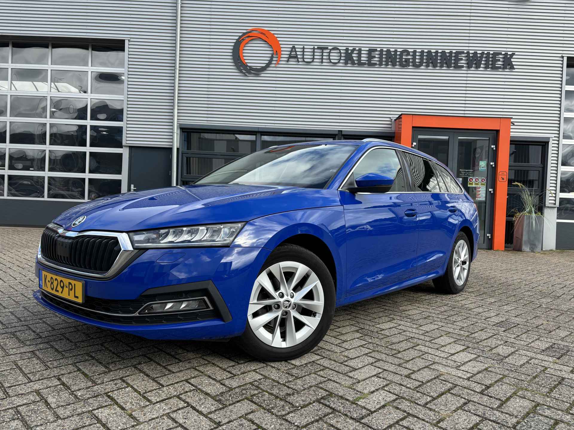 Škoda Octavia Combi 1.0 TSI Business Edition Plus NL-Auto 1e eigenaar / Apple/Android Carplay / Trekhaak / Digitaal Display / Parkeersensoren - 3/27