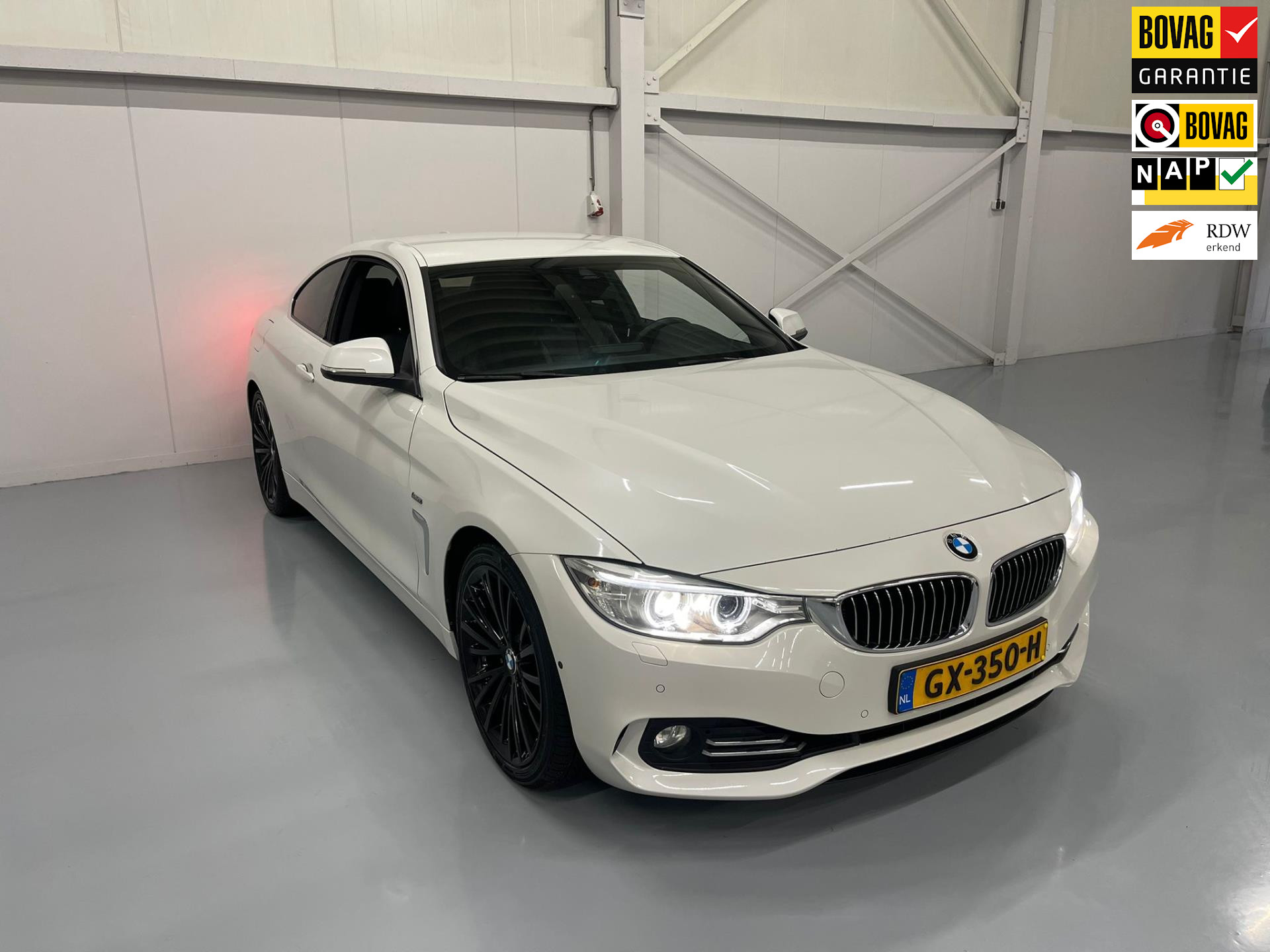 BMW 4-serie Coupé 420i Luxury bij viaBOVAG.nl