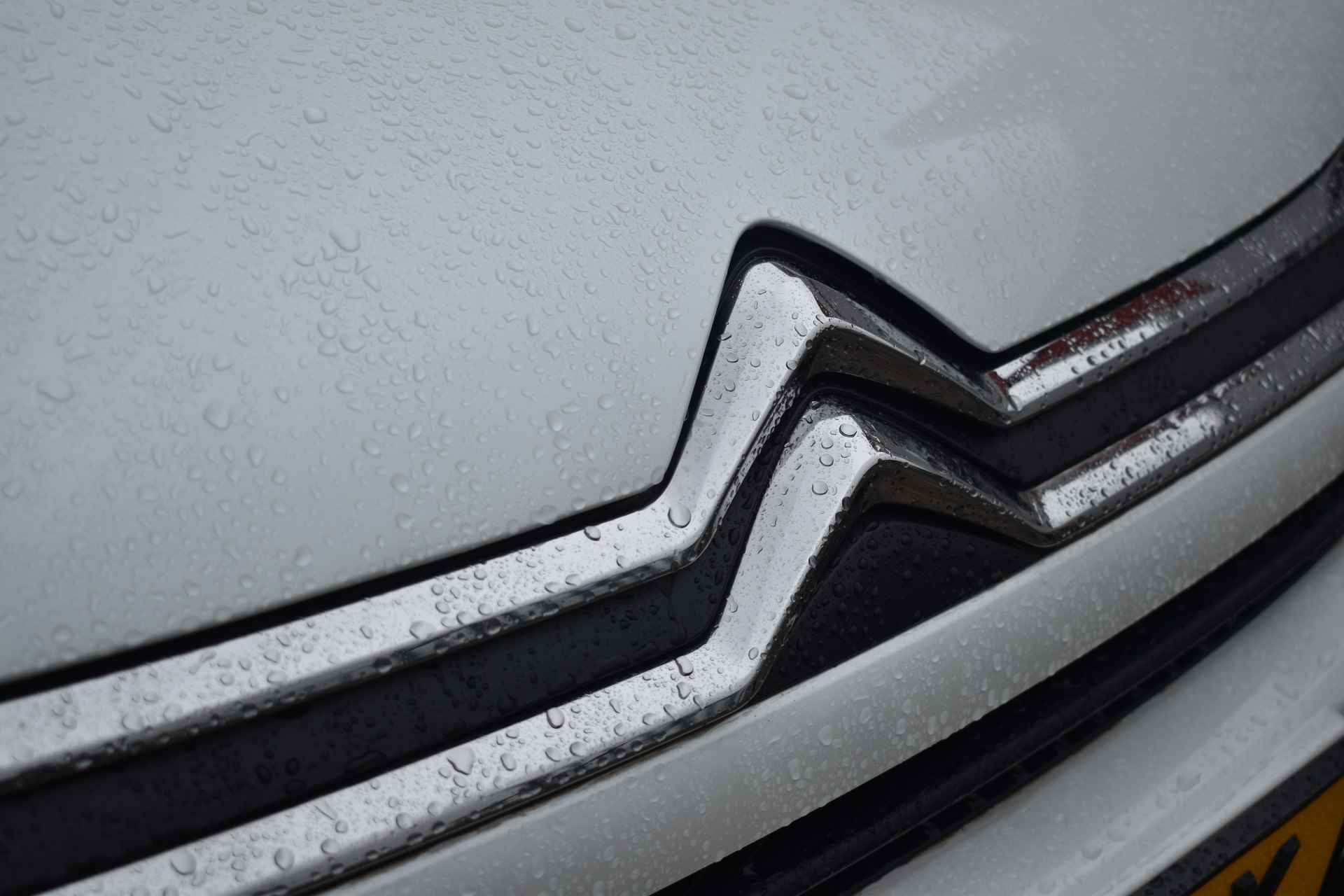 Citroën C4 Puretech EAT8 Plus Automaat | Two tone | Navi | Airco | - 21/24