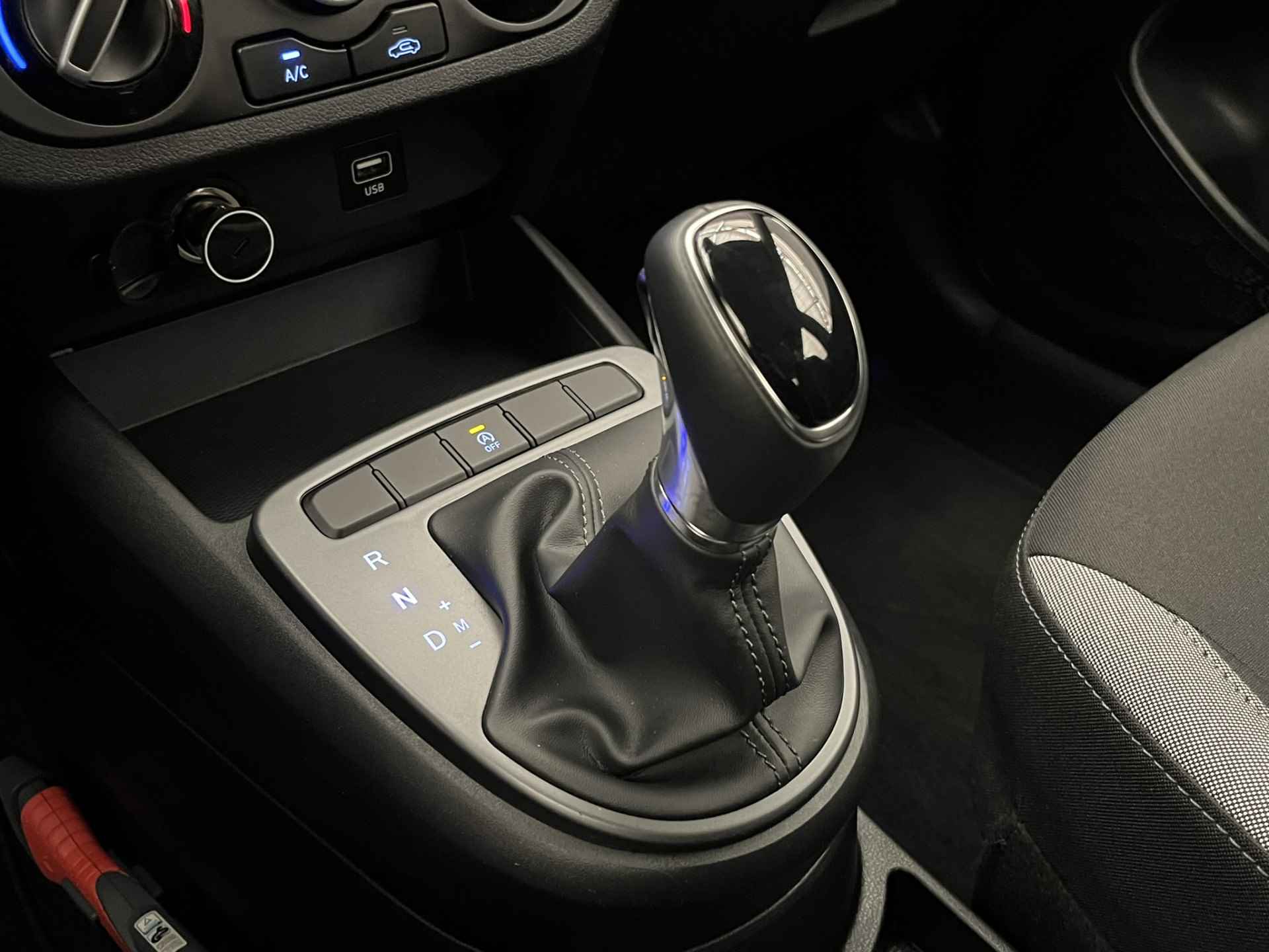 Hyundai i10 1.0 Comfort 5-zits Automaat | 5-Deurs | Airco | Cruise | Bluetooth | DAB | Rijstrooksensor | Central - 6/39