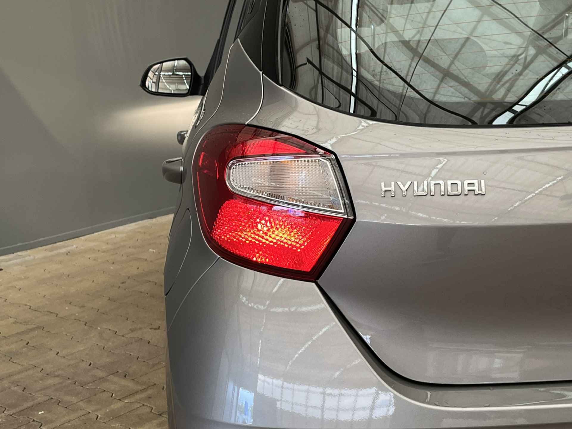 Hyundai i10 1.0 Comfort 5-zits Automaat | 5-Deurs | Airco | Cruise | Bluetooth | DAB | Rijstrooksensor | Central - 34/39