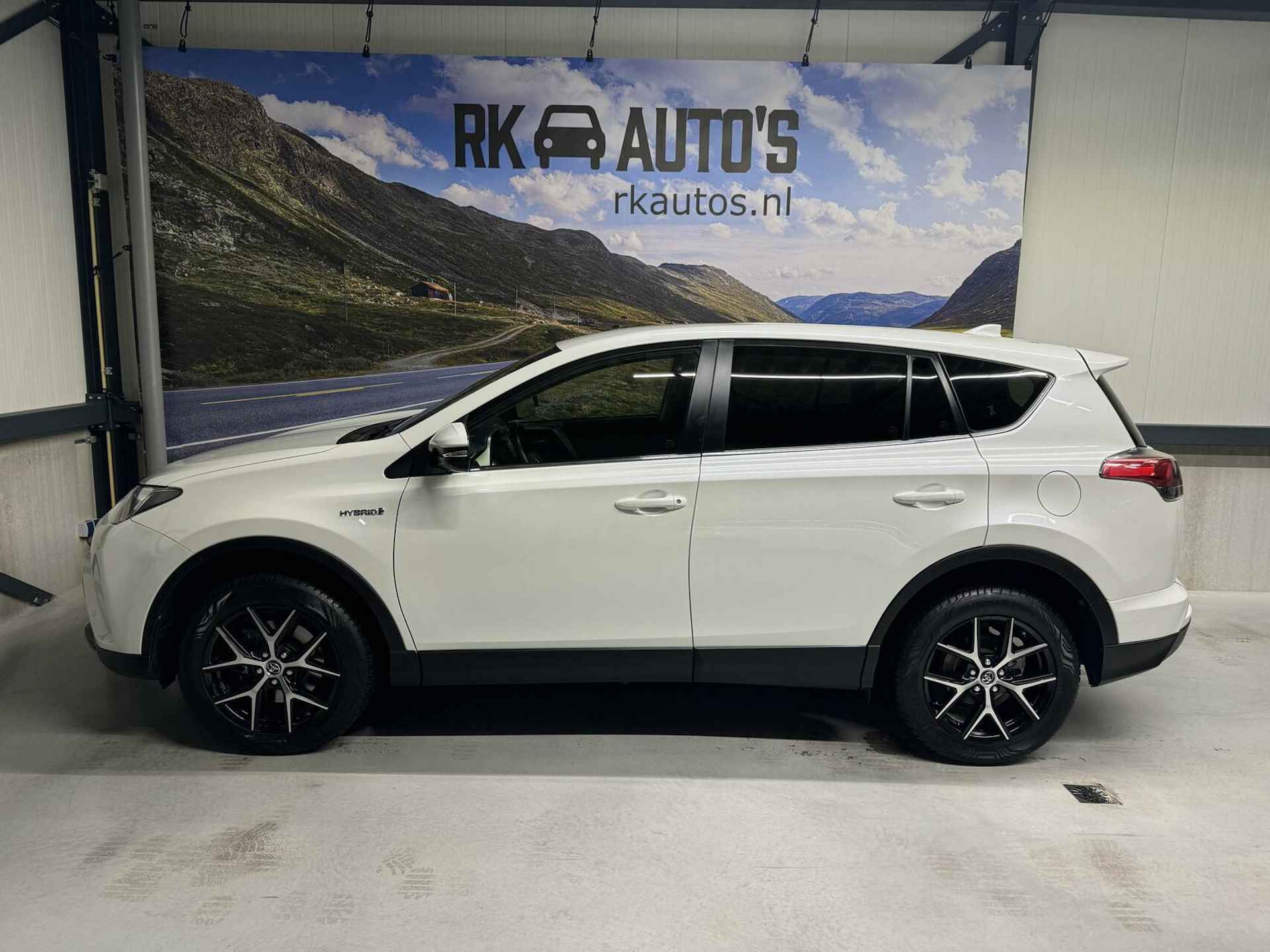 Toyota RAV4 2.5 Hybrid AWD Executive / 360 °/ Trekh. - 14/43