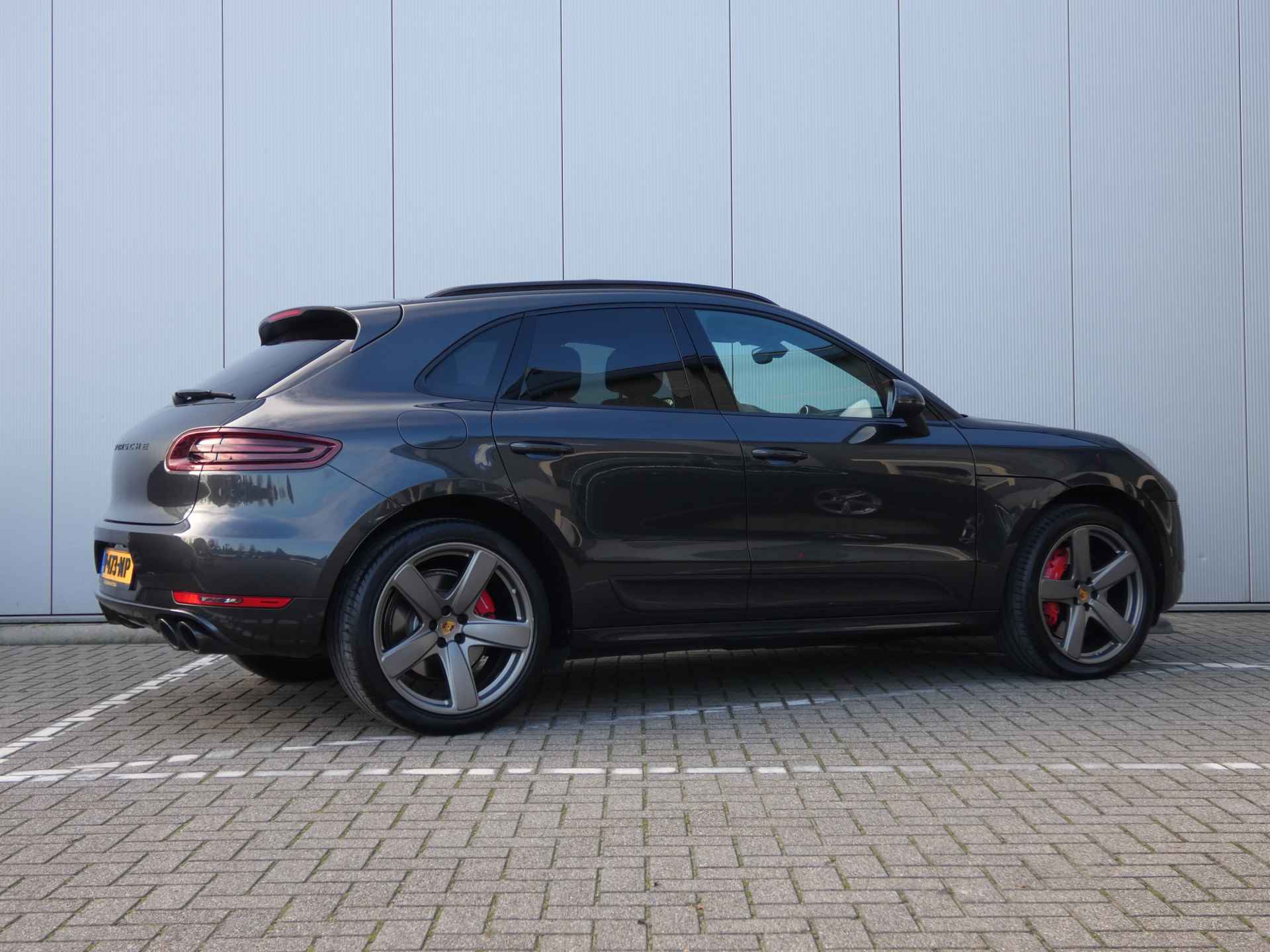 Porsche Macan 3.6 Turbo Performance Package | Luchtvering | Sport Chrono | Panoramadak | BOSE Audio - 6/68