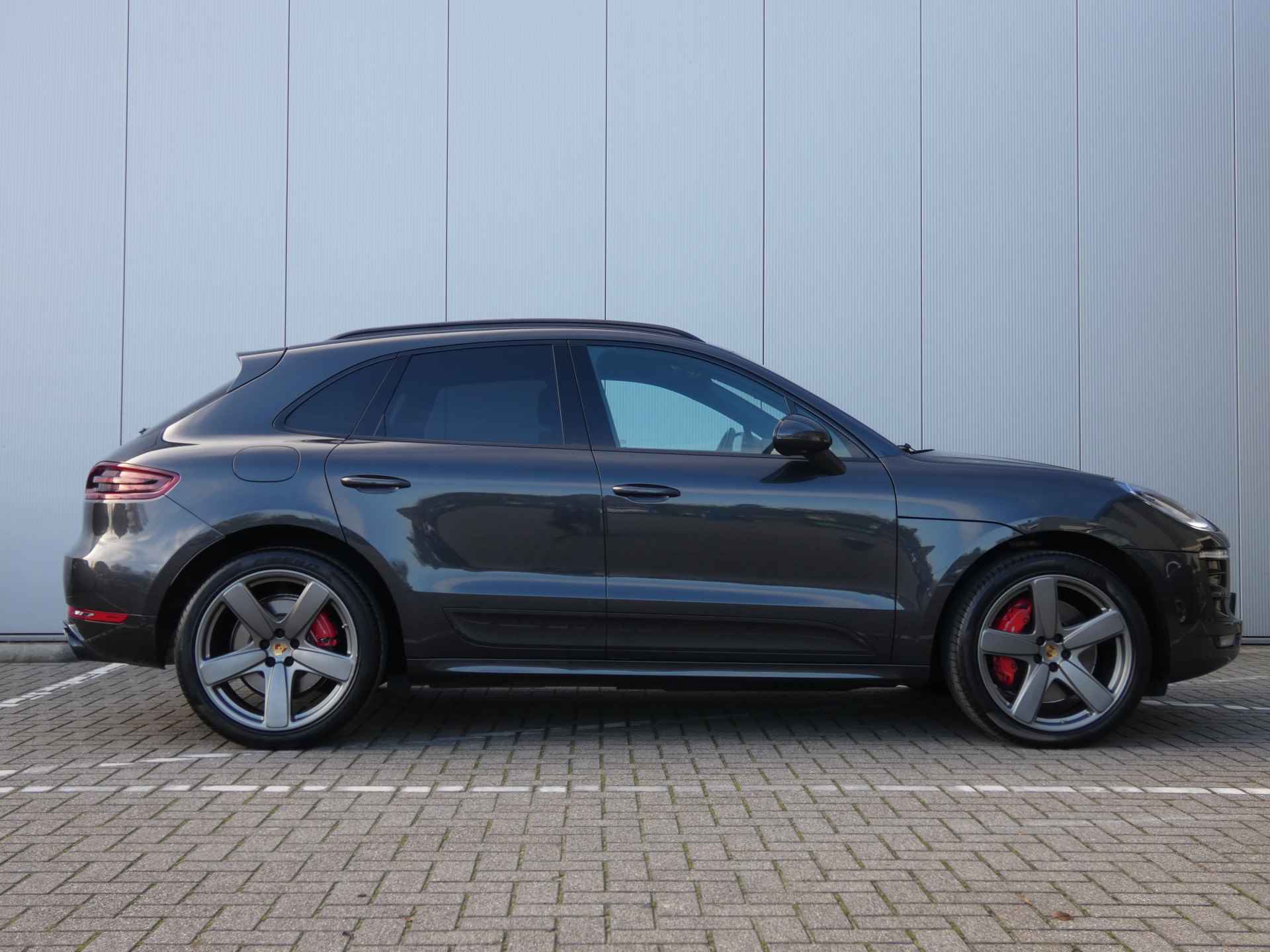 Porsche Macan 3.6 Turbo Performance Package | Luchtvering | Sport Chrono | Panoramadak | BOSE Audio - 22/68