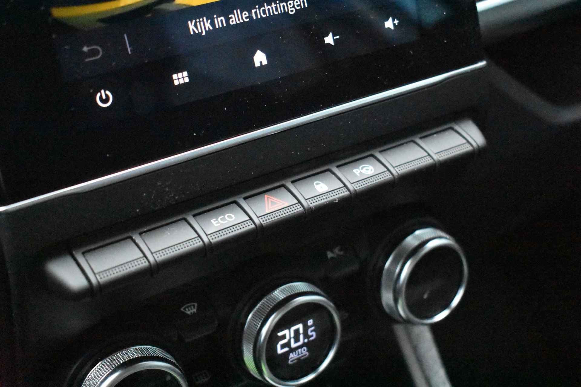 Renault ZOE R135 Intens 52 kWh (ex Accu) 136pk | Warmtepomp | Navigatie | Achteruitrijcamera | Parkeersensoren | LMV 16'' - 24/38
