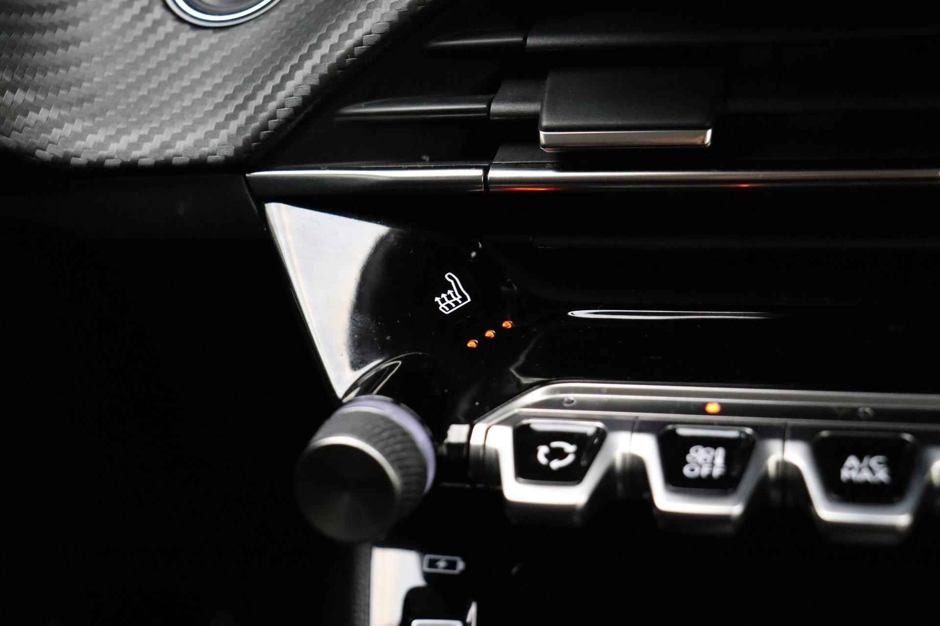 Peugeot e-208 EV Active Pack 50 kWh 100% Elektrisch | 3-Fase  | Parkeersensor Achter | Stoelverwarming | Navigatie | Climate Control | - 28/36