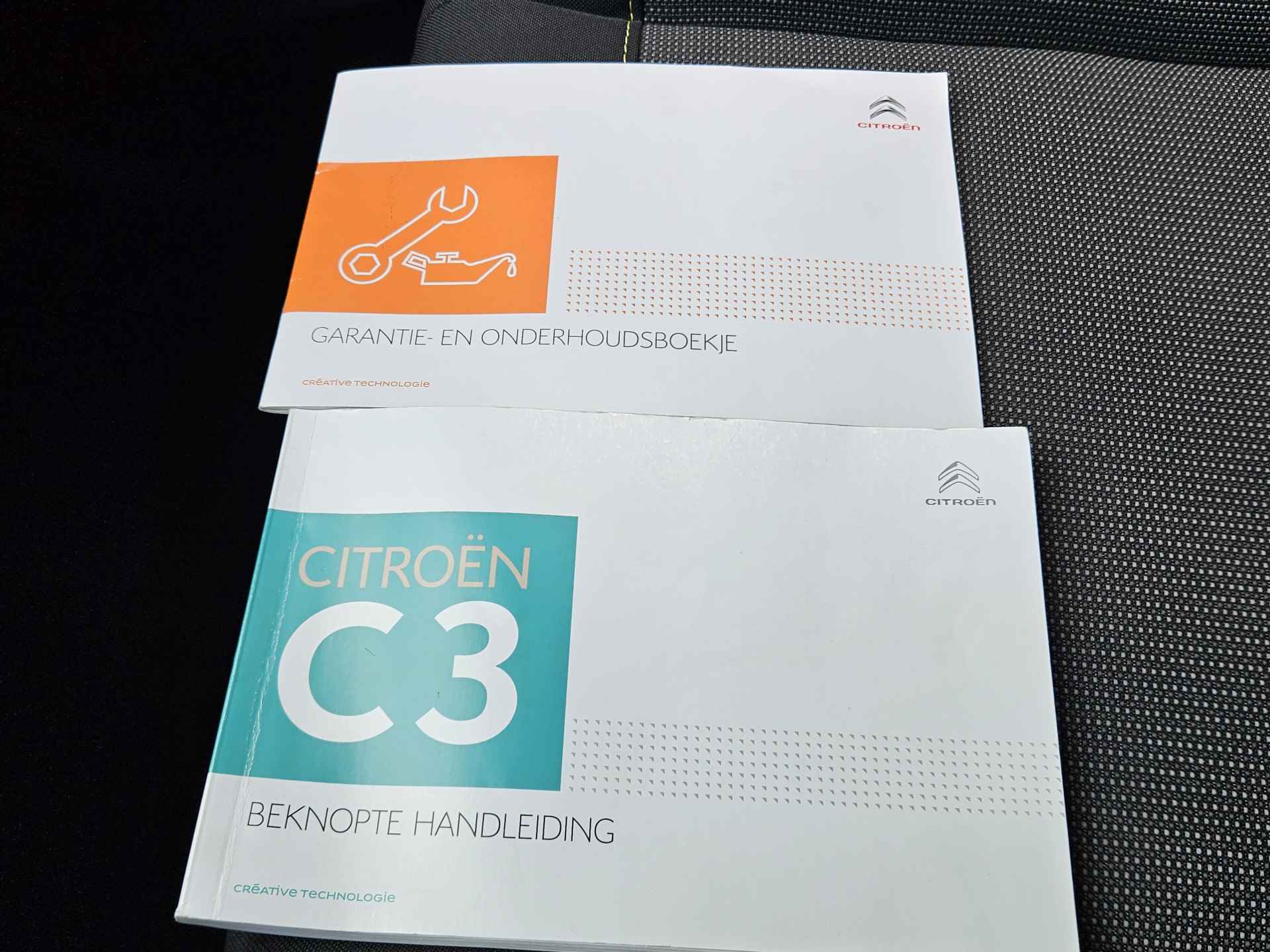 Citroën C3 1.2 PureTech Feel 5 deurs | Navigatie | Climate Control | Parkeerhulp Achter - 10/35