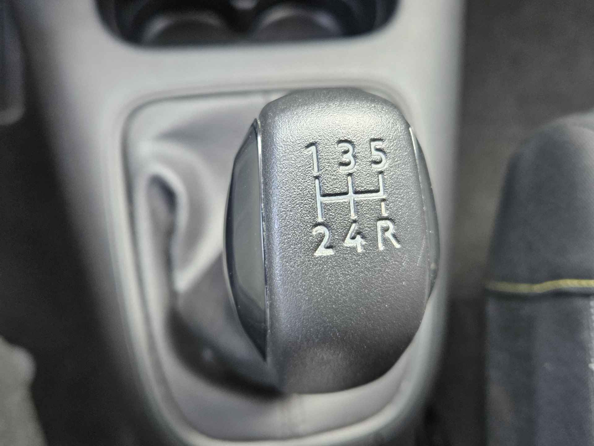 Citroën C3 1.2 PureTech Feel 5 deurs | Navigatie | Climate Control | Parkeerhulp Achter - 30/35