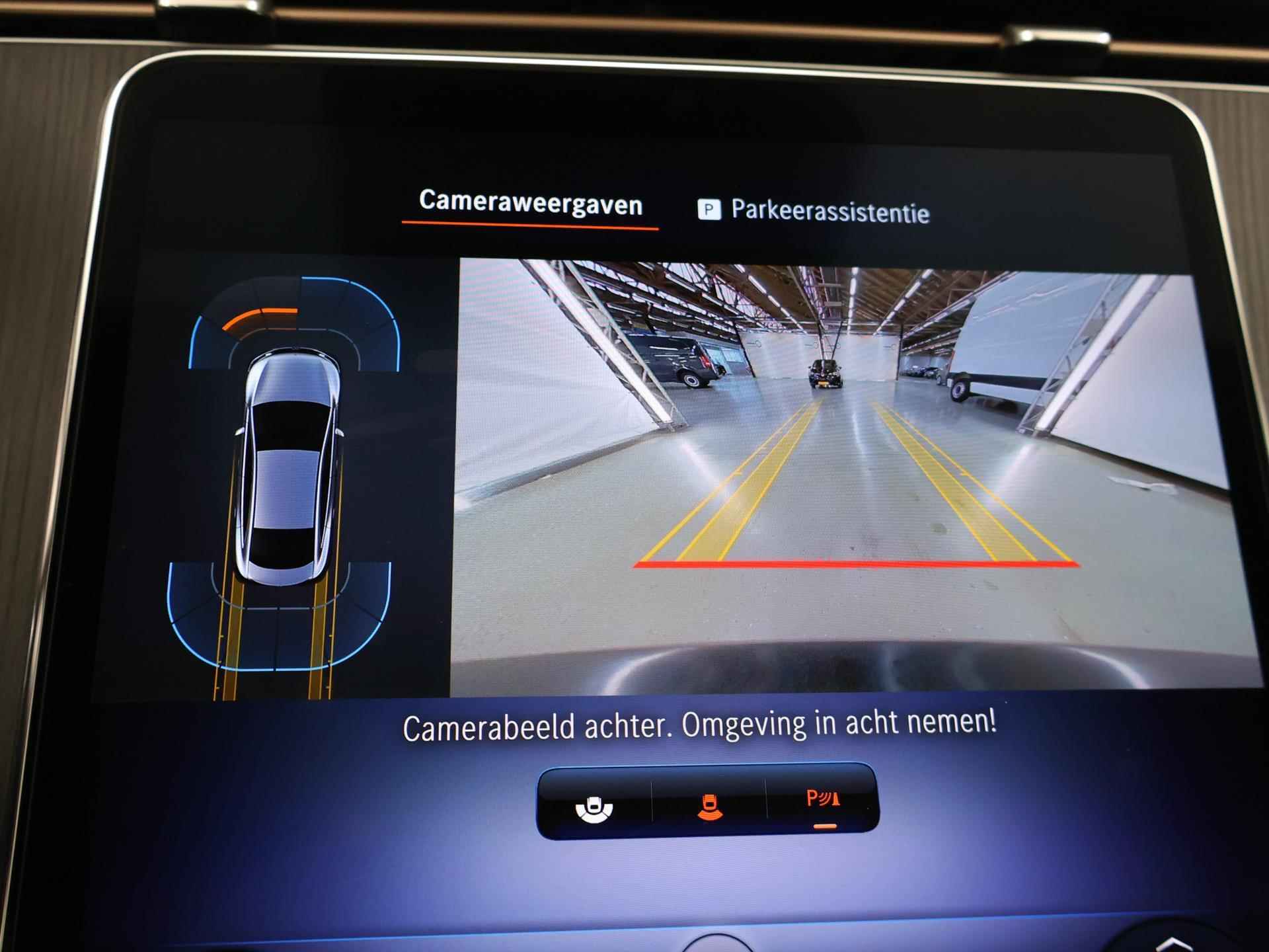 Mercedes-Benz EQE 350+ AMG Line 91 kWh | Panoramadak | Burmester Sound | Smartphone integratie | Achteruitrijcamera | Sfeerverlichting - 16/44