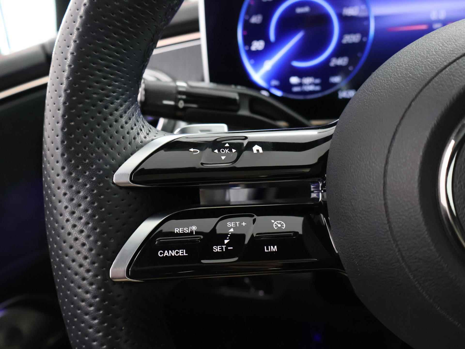 Mercedes-Benz EQE 350+ AMG Line 91 kWh | Panoramadak | Burmester Sound | Smartphone integratie | Achteruitrijcamera | Sfeerverlichting - 32/44