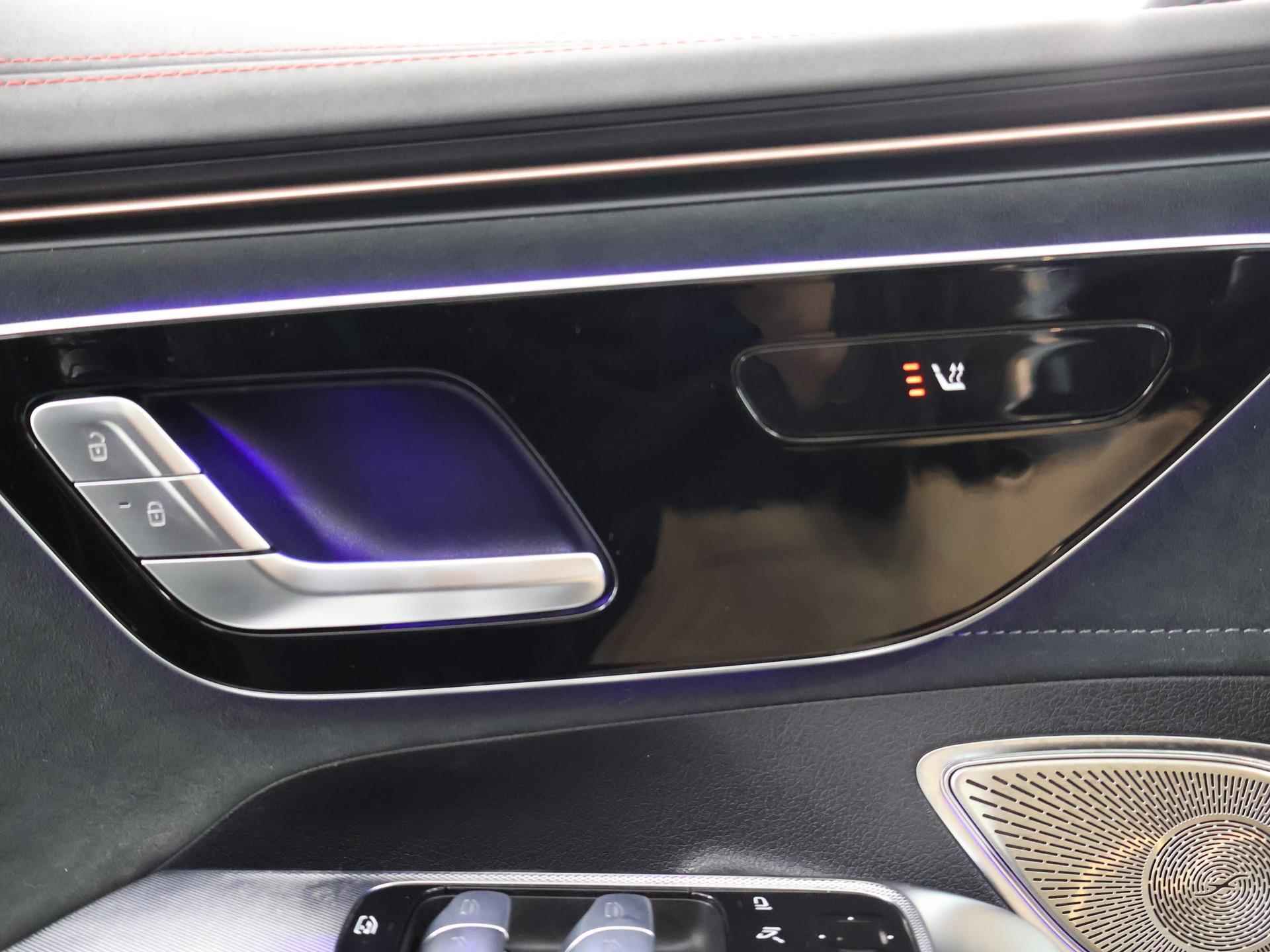 Mercedes-Benz EQE 350+ AMG Line 91 kWh | Panoramadak | Burmester Sound | Smartphone integratie | Achteruitrijcamera | Sfeerverlichting - 35/44