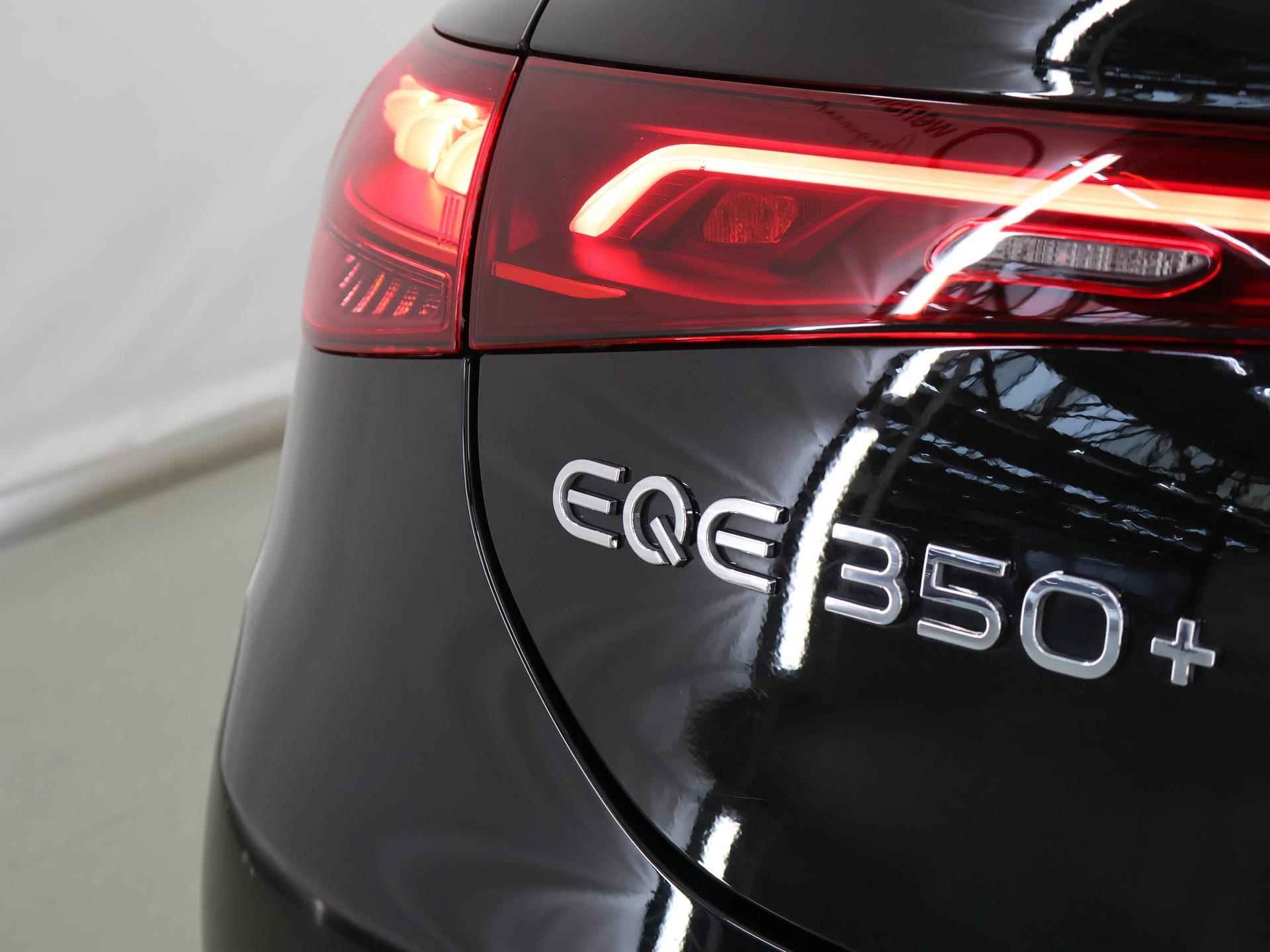 Mercedes-Benz EQE 350+ AMG Line 91 kWh | Panoramadak | Burmester Sound | Smartphone integratie | Achteruitrijcamera | Sfeerverlichting - 41/44