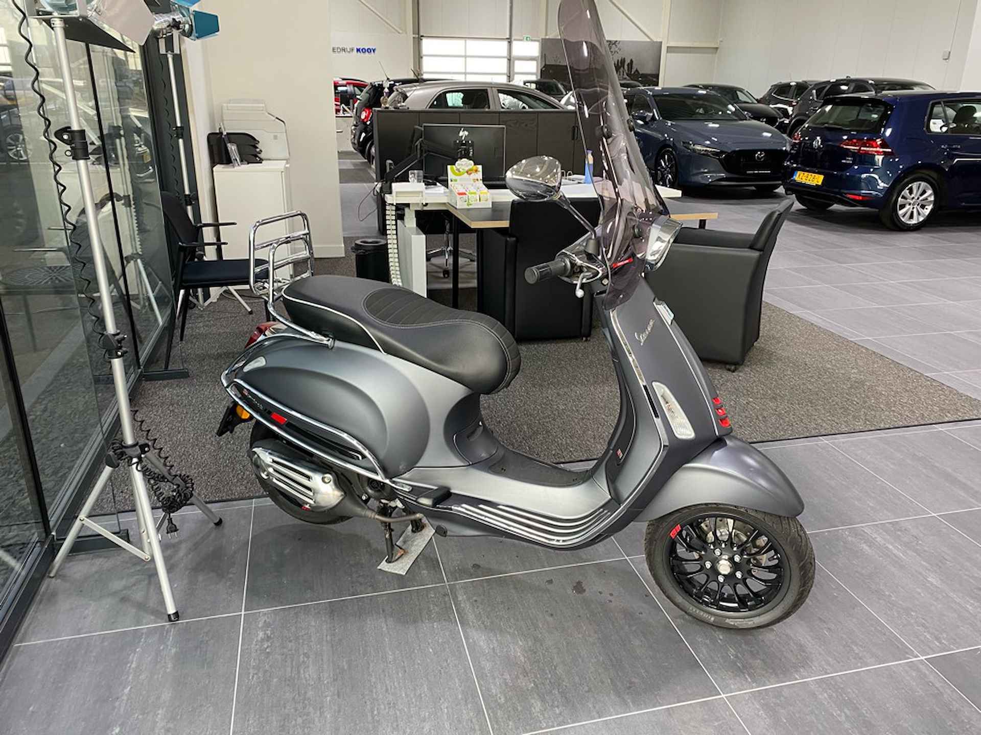 Piaggio Vespa Sprint 4T Sport + Alarm + Diverse Accessoires | Keurig!! - 3/9