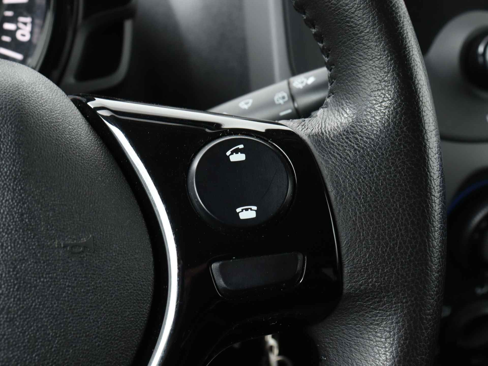 Peugeot 108 1.0 e-VTi Active | Airco | Bluetooth | Getinte Achterruiten | - 22/40