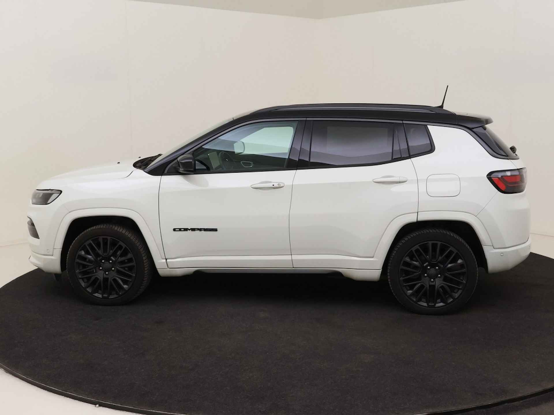 Jeep Compass  Compass S 1.3 Plug-In Hybrid | 240PK | 4WD | BOMVOL OPTIES! | RI - 2/32