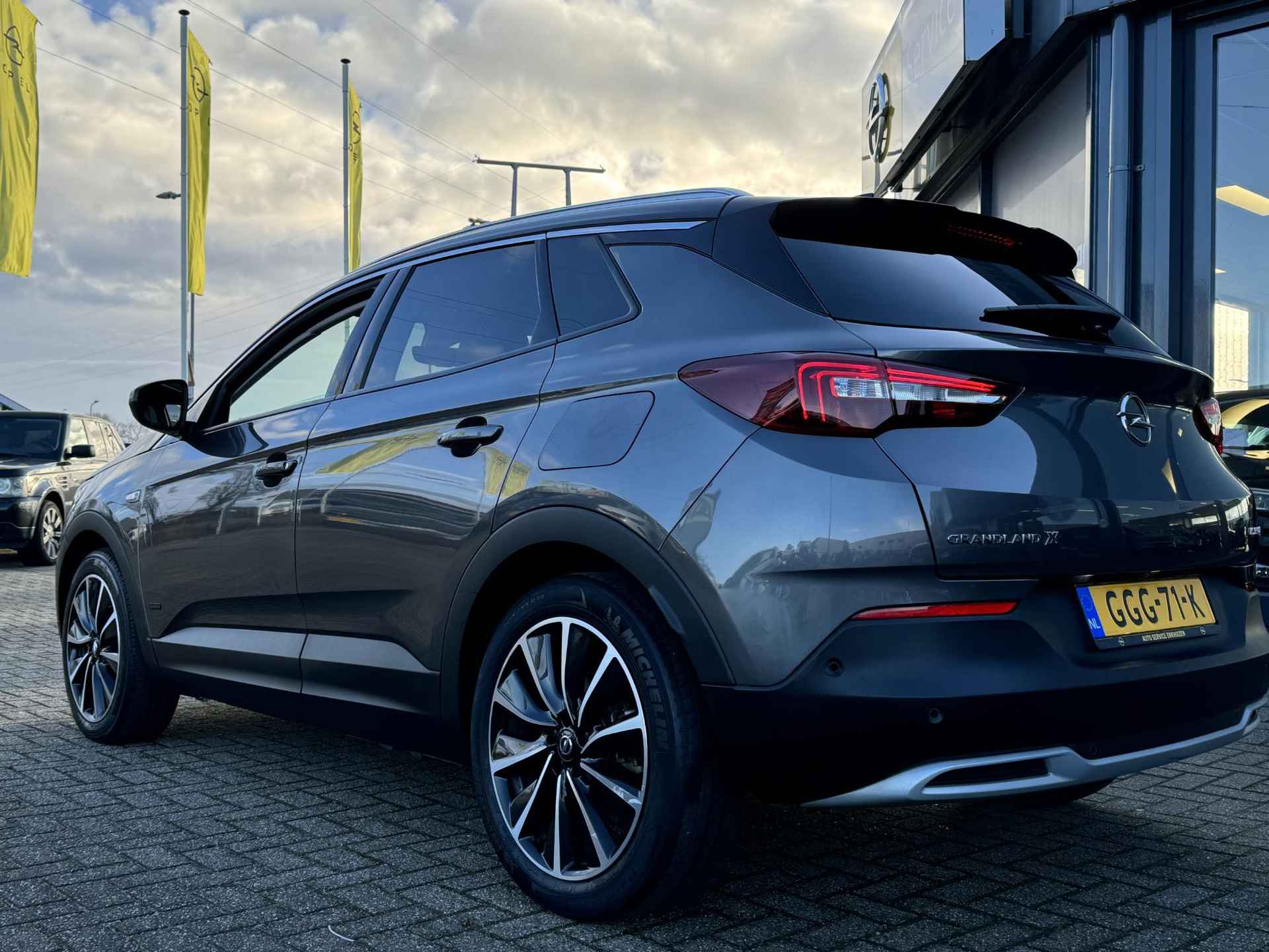 Opel Grandland X 1.6 Turbo Hybrid4 Ultimate 300pk ! | Stoelventilatie/verwarming | Camera | Full LED | Leer | Carplay |Navi | Cruise - 5/51