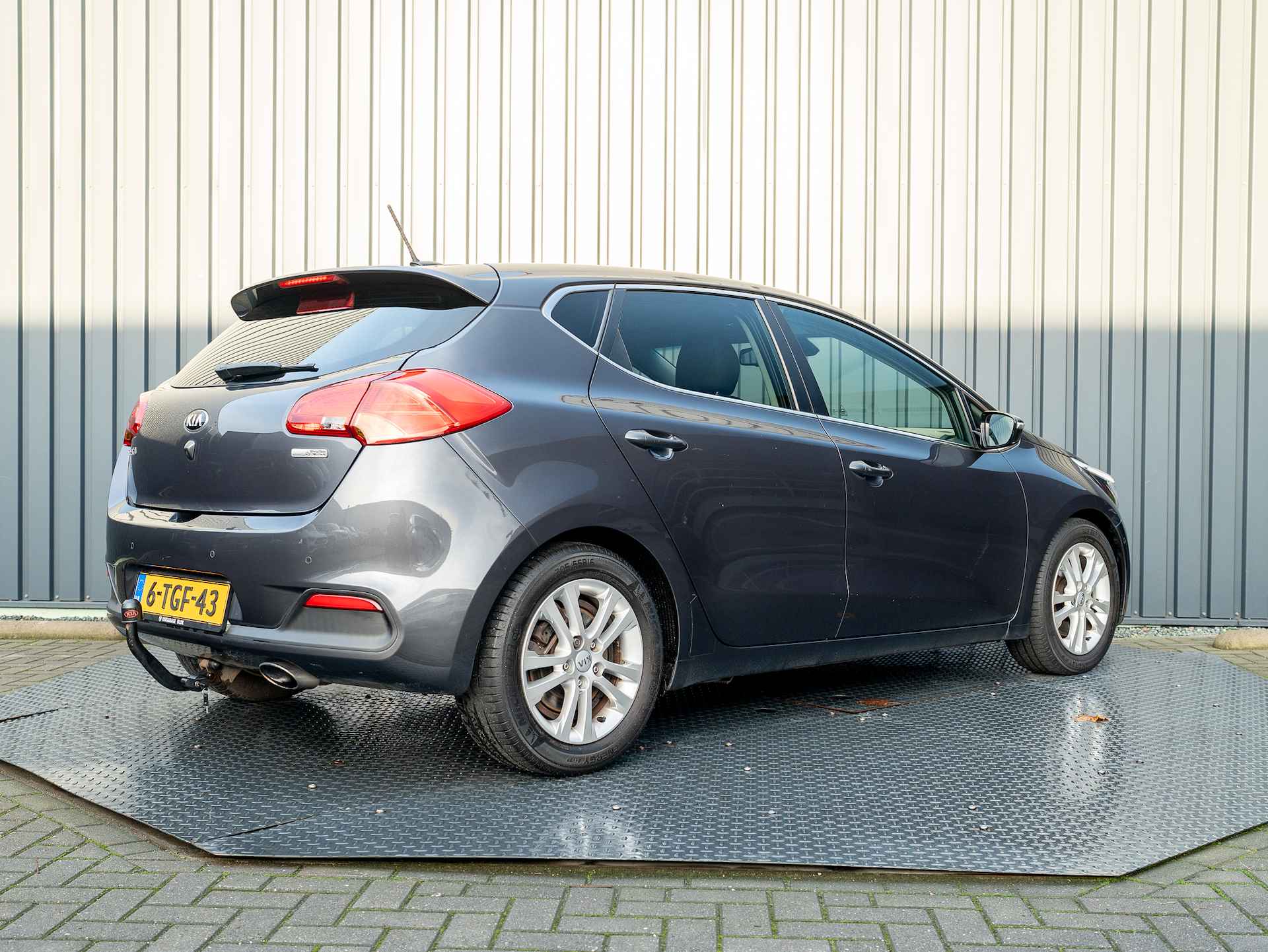 Kia cee'd 1.6 GDI Super Pack | Trekhaak afnb. | Camera | Prijs Rijklaar!! - 23/43