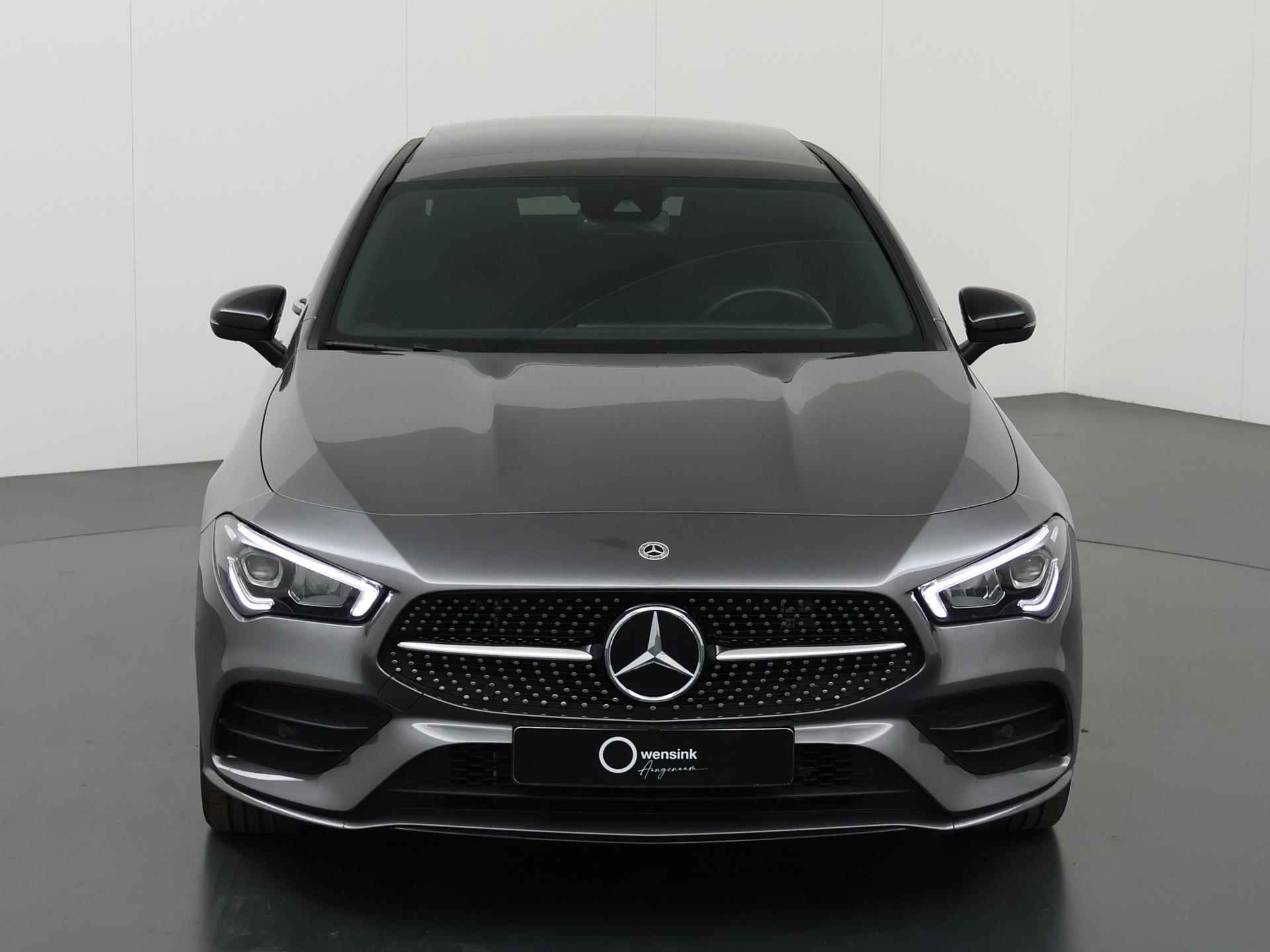Mercedes-Benz CLA-klasse 250 e AMG Line | Panoramadak | Nightpakket | Keyless Go | Dodehoekassistent | achteruitrijcamera | - 4/45