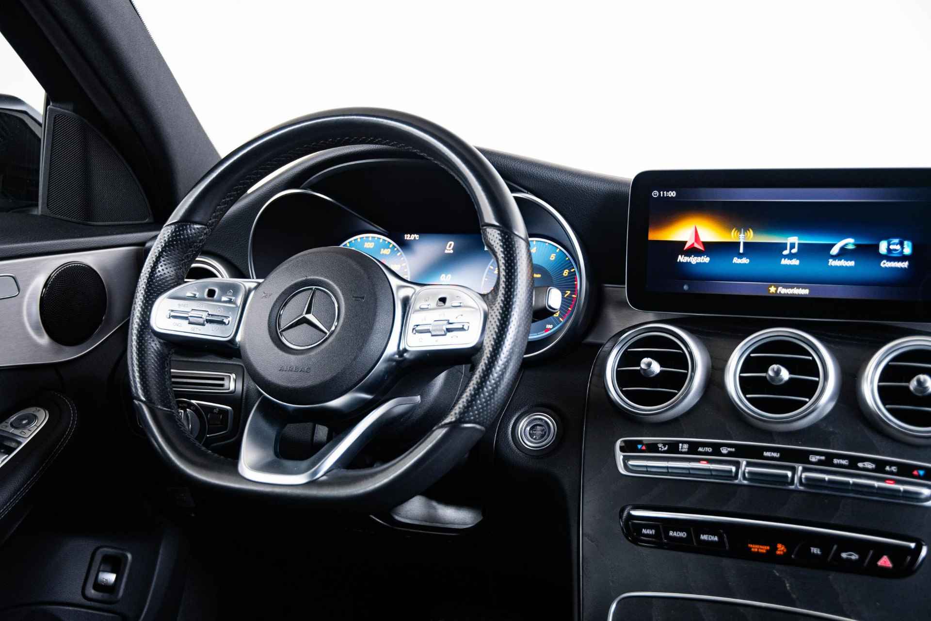 Mercedes-Benz C-klasse 180 Business Solution AMG Ixterieur/Intereur - Sportonderstel - Multifunctioneel sportstuur - Comfortpakket - Stoelverwarming voor - Spiegelpakket - Led koplampen - DAB - - 40/69