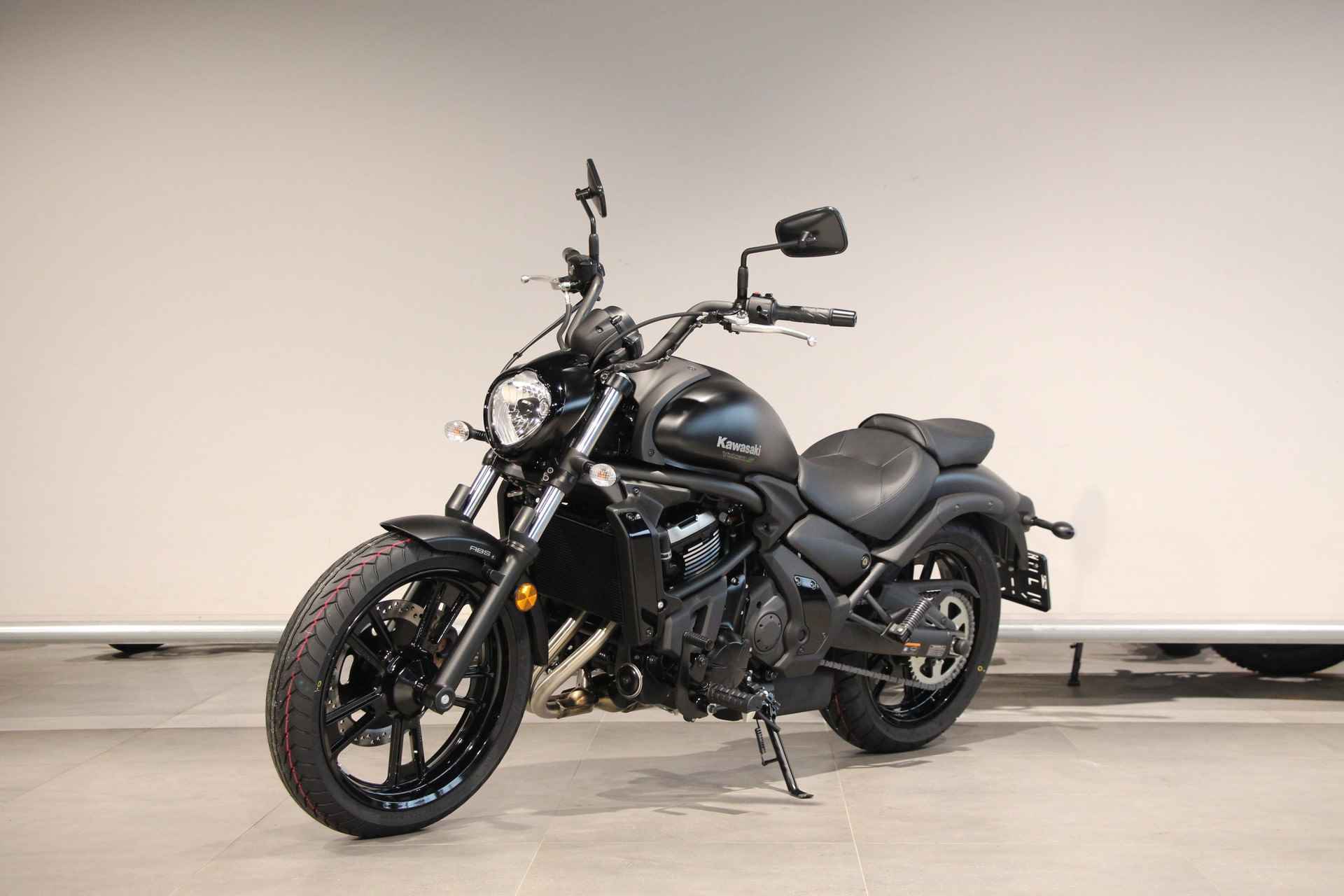 Kawasaki VULCAN S - 4/13