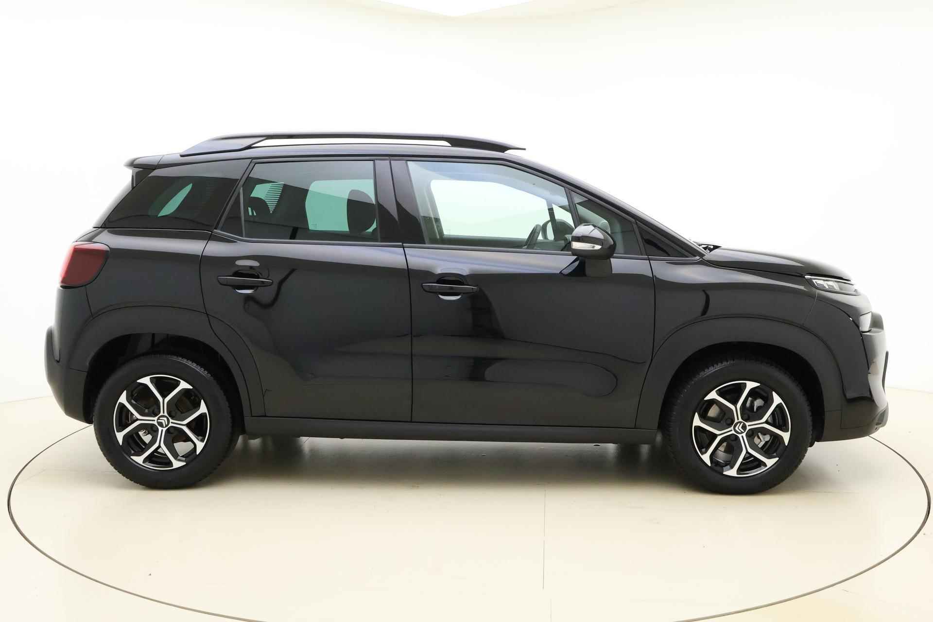 Citroen C3 Aircross 1.2 PureTech Plus 110 PK | Navigatie | Climate control | Dakrails | Parkeersensoren | Cruise control | Lichtmetalen velgen | Getint glas - 9/32