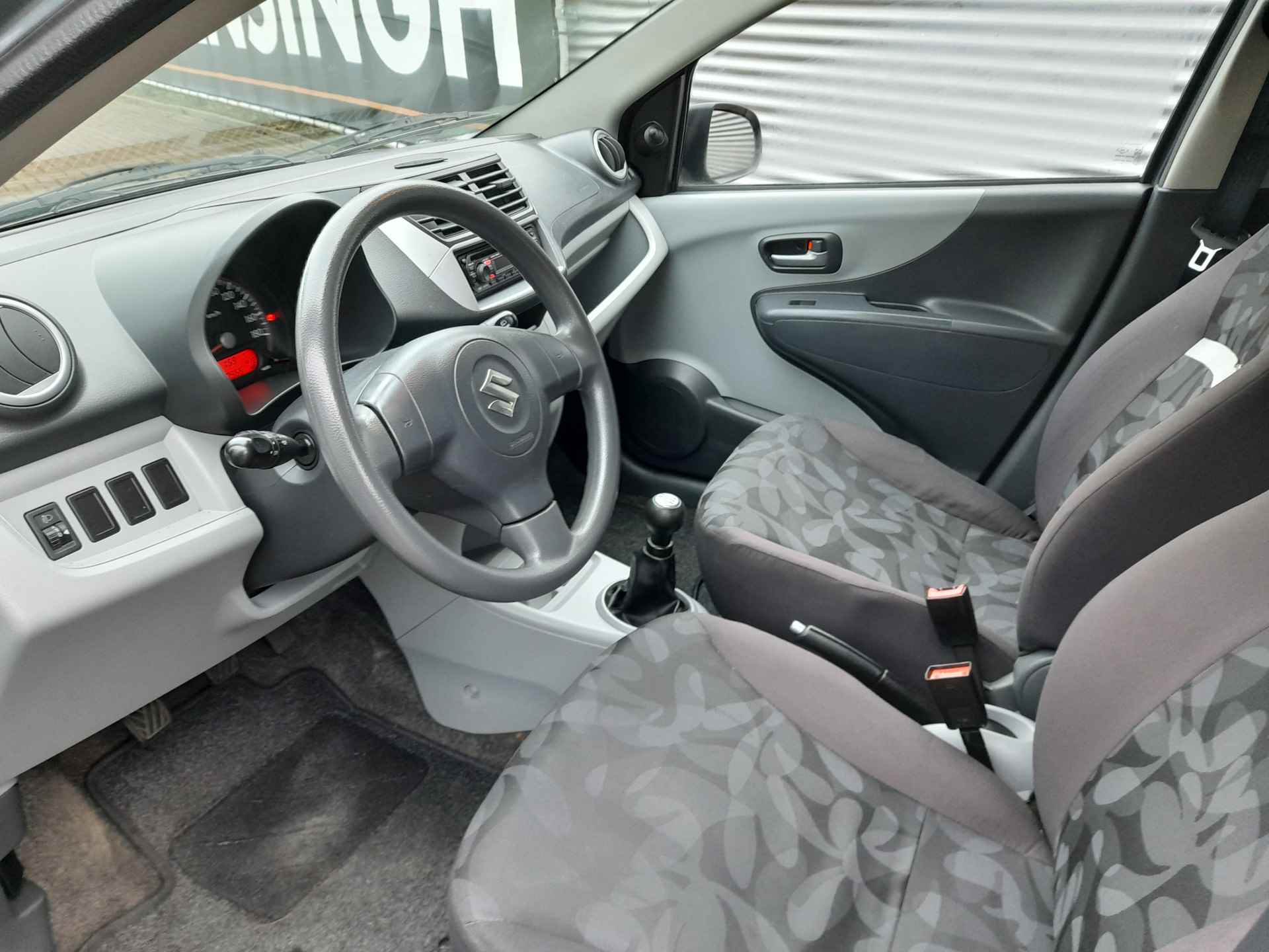 Suzuki Alto 1.0 Comfort met APK 01-2026!! | Stuurbekrachtiging | Airco | Volledige onderhoudshistorie! | Leuke auto met airco en nieuwe apk. - 16/19