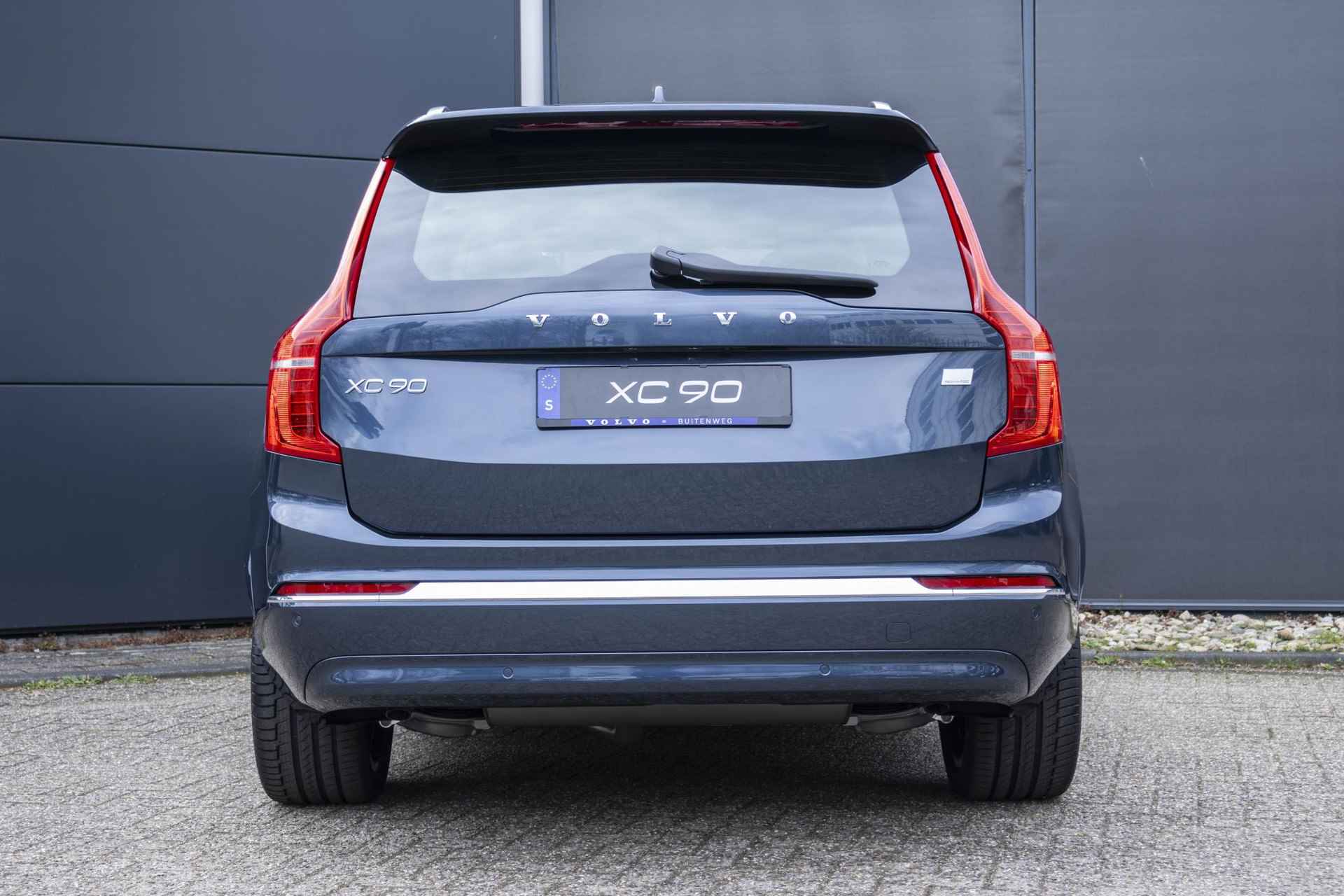 Volvo XC90 T8 Recharge AWD Ultimate Bright | Massagestoelen | Luchtvering | Panoramadak | Head-up display | 360º camera | Harman Kardon audio | 21" velgen | Stoelventilatie - 10/44