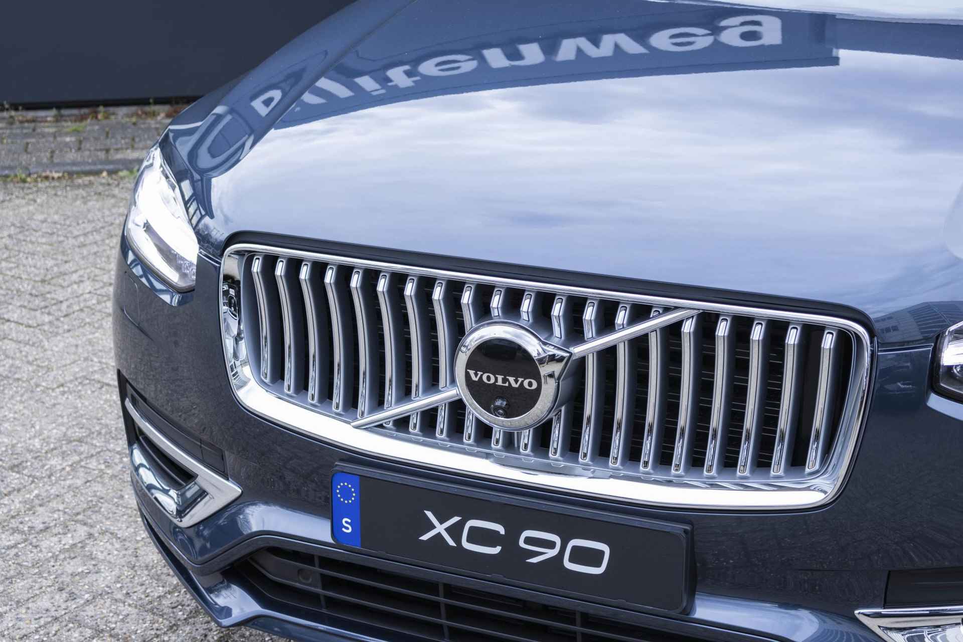 Volvo XC90 T8 Recharge AWD Ultimate Bright | Massagestoelen | Luchtvering | Panoramadak | Head-up display | 360º camera | Harman Kardon audio | 21" velgen | Stoelventilatie - 12/44