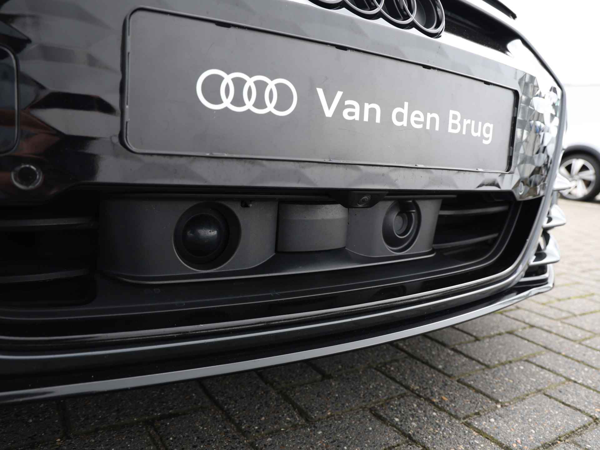 Audi e-tron GT 476pk | Head-up | Vierwiebesturing | Luchtvering | B&O | Ventilatie + massage | 360° camera | Keyless | Elek. stoelen | Assistentiepakket plus - 26/64