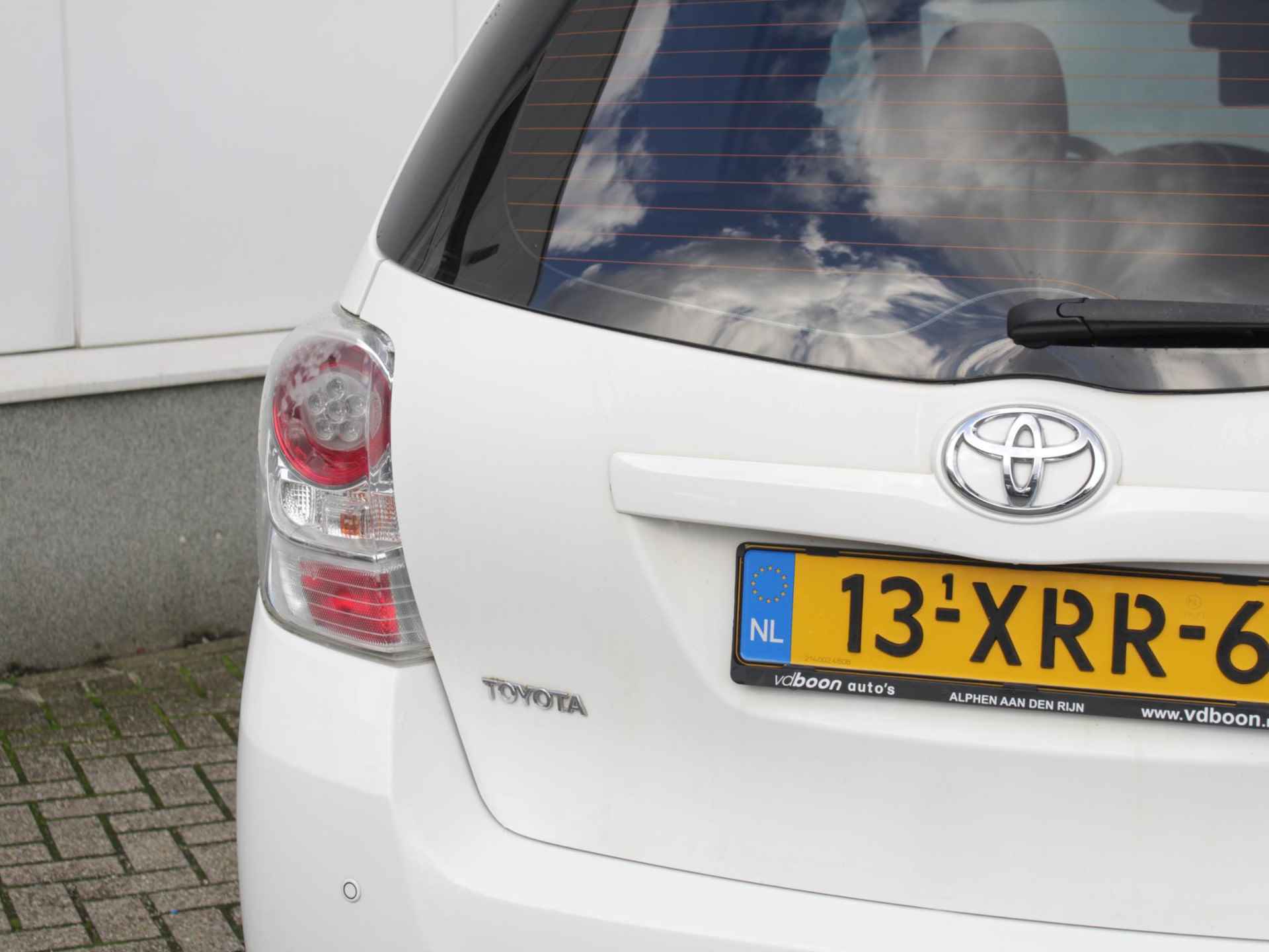 Toyota Verso 1.6 VVT-i Aspiration | Clima | Cruise | Park sens | Lm-Velgen | Trekhaak - 19/24