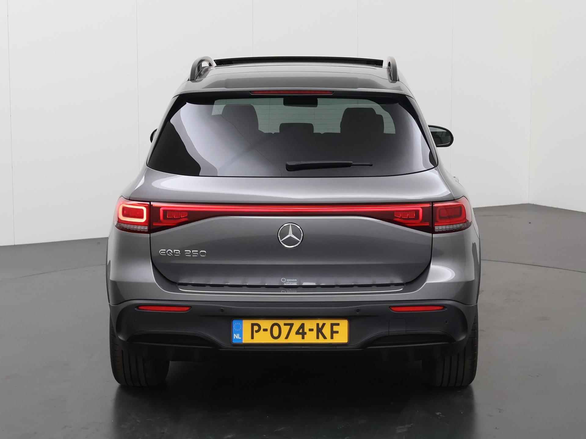 Mercedes-Benz EQB 250 AMG Line 67 kWh | Panoramadak| Keyless Go | Head-up display | Stoelverwarming | Nightpakket | parkeercamera | sfeerverlichting - 5/41