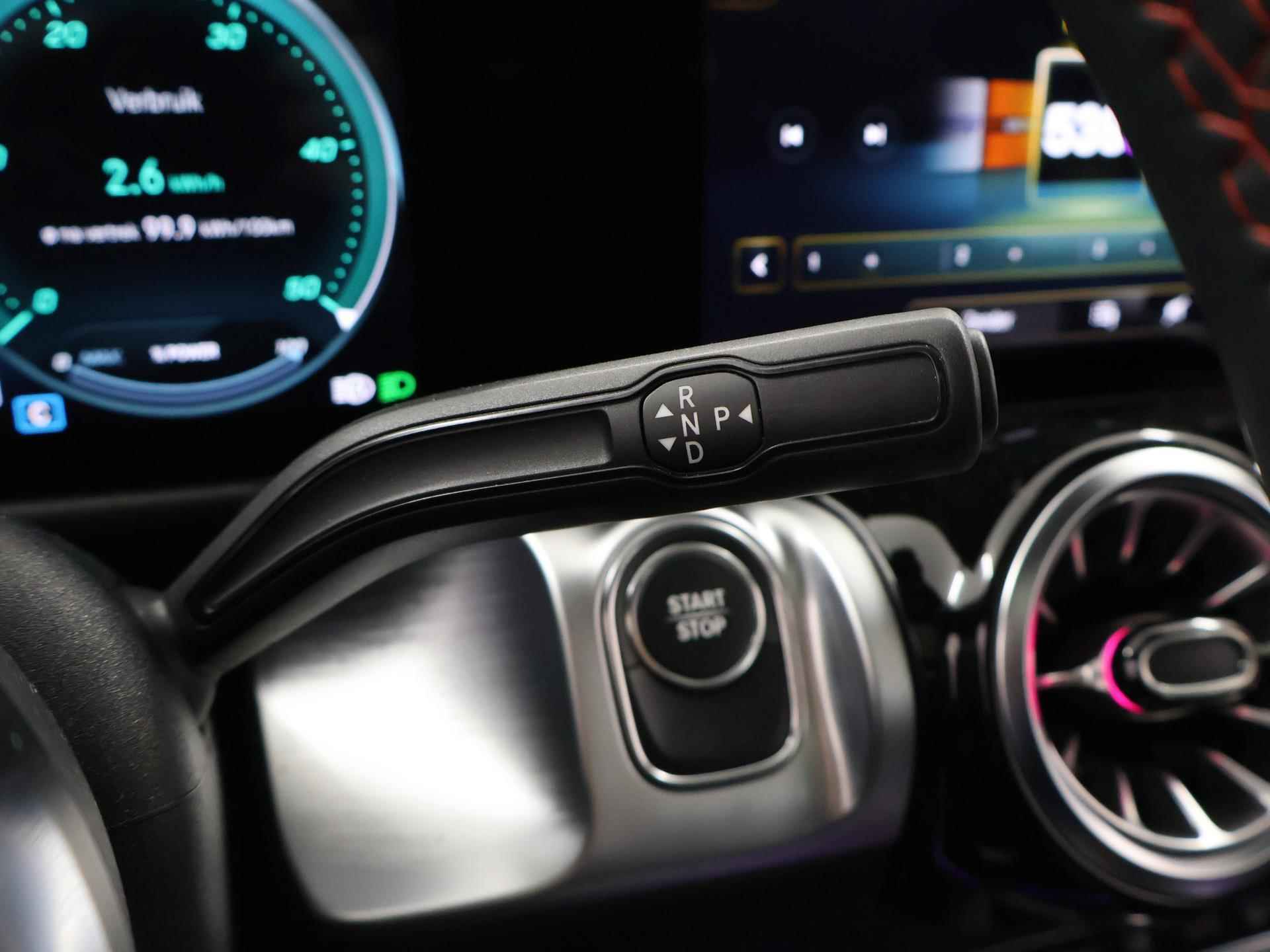 Mercedes-Benz EQB 250 AMG Line 67 kWh | Panoramadak| Keyless Go | Head-up display | Stoelverwarming | Nightpakket | parkeercamera | sfeerverlichting - 27/41