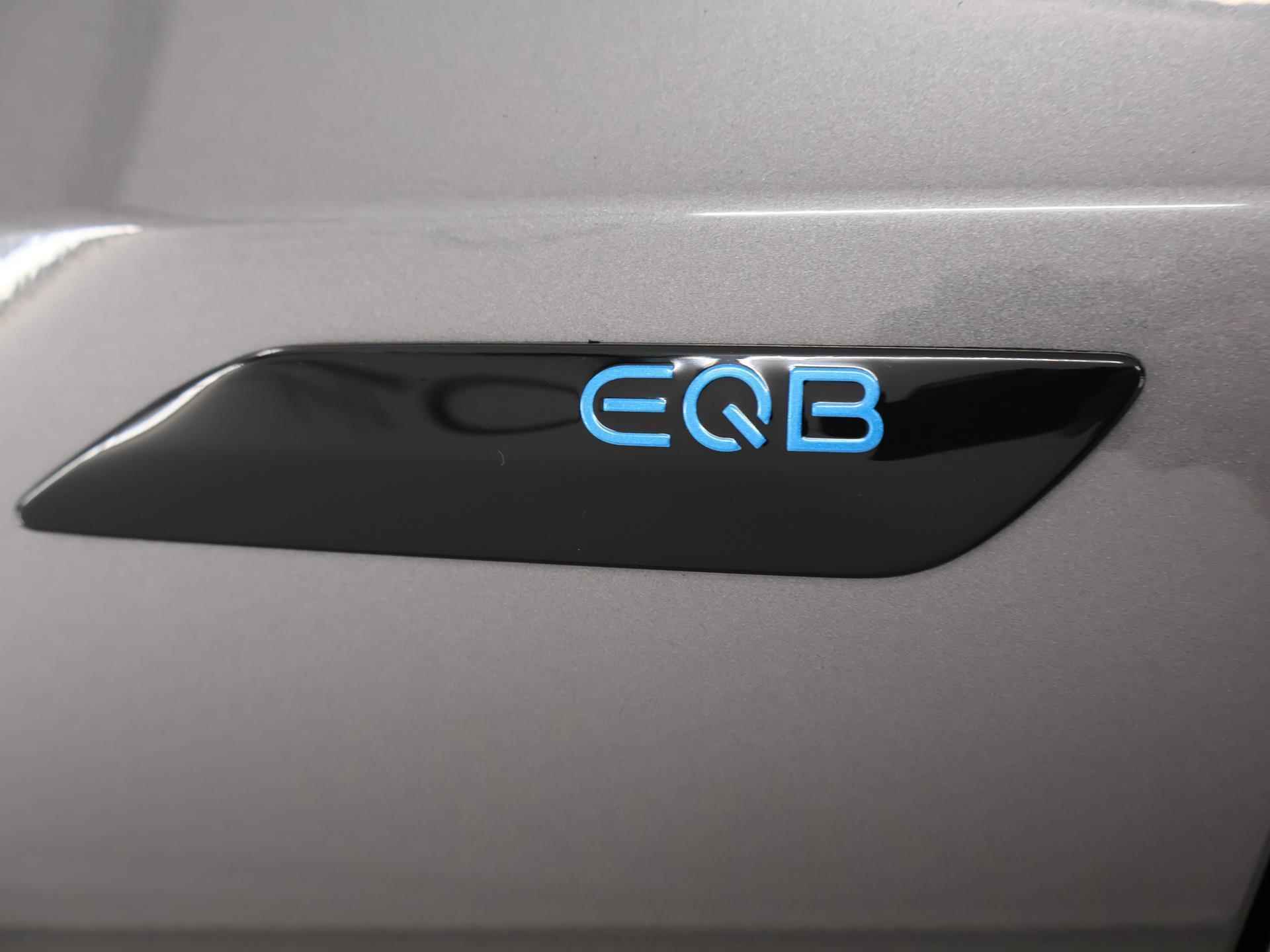 Mercedes-Benz EQB 250 AMG Line 67 kWh | Panoramadak| Keyless Go | Head-up display | Stoelverwarming | Nightpakket | parkeercamera | sfeerverlichting - 37/41