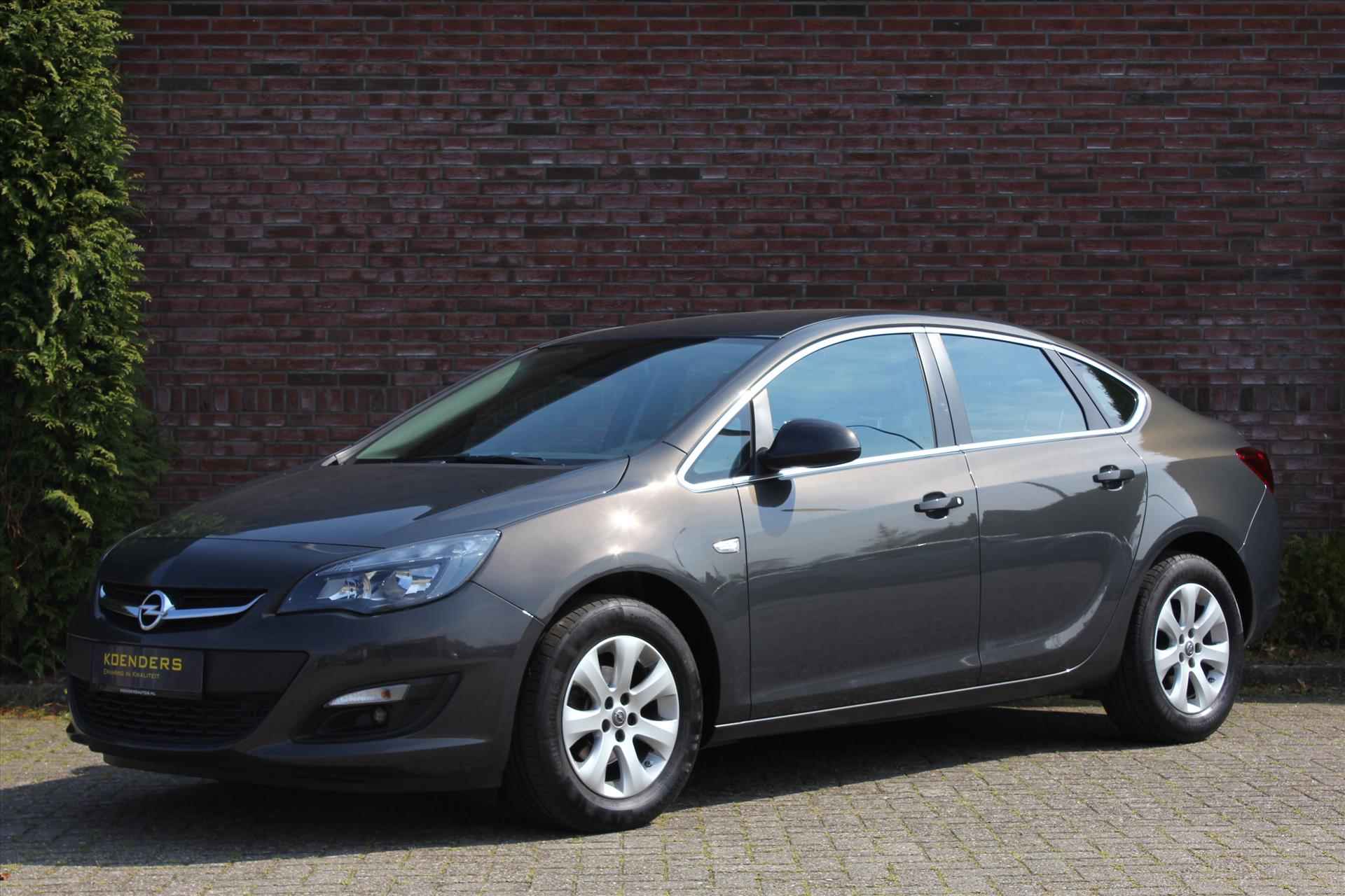 OPEL Astra 1.4 Turbo Start/Stop 140pk BlitZ / TH/NAVI/BT - 3/49