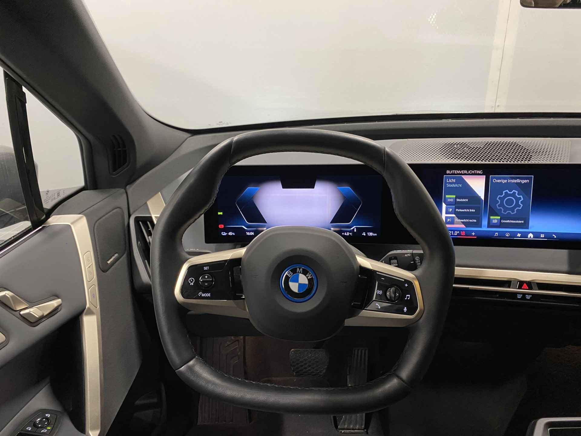 BMW iX xDrive40 Business Edition Plus 77 kWh - 11/20