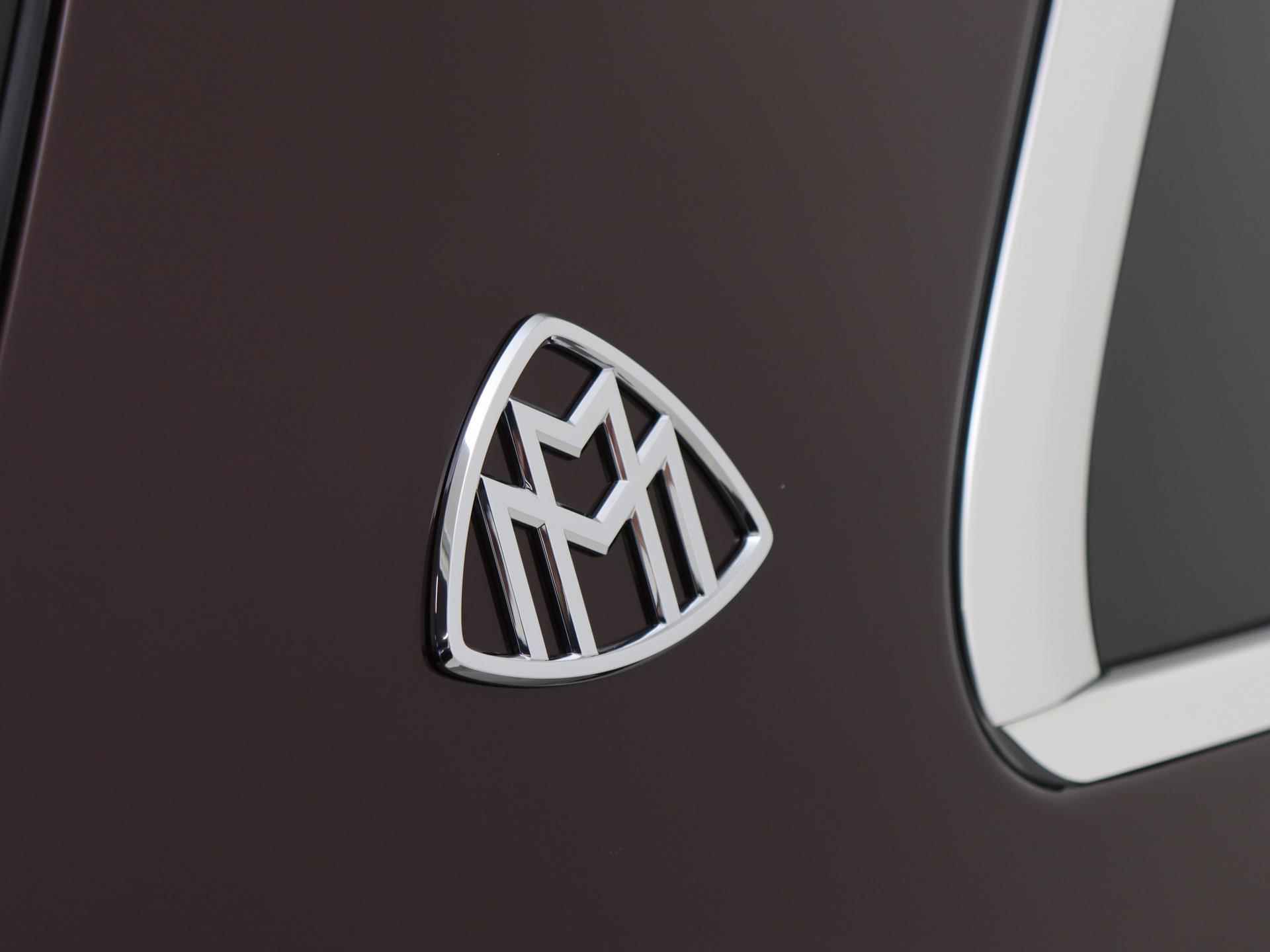 Mercedes-Benz GLS 600 Maybach 4MATIC - 12/64