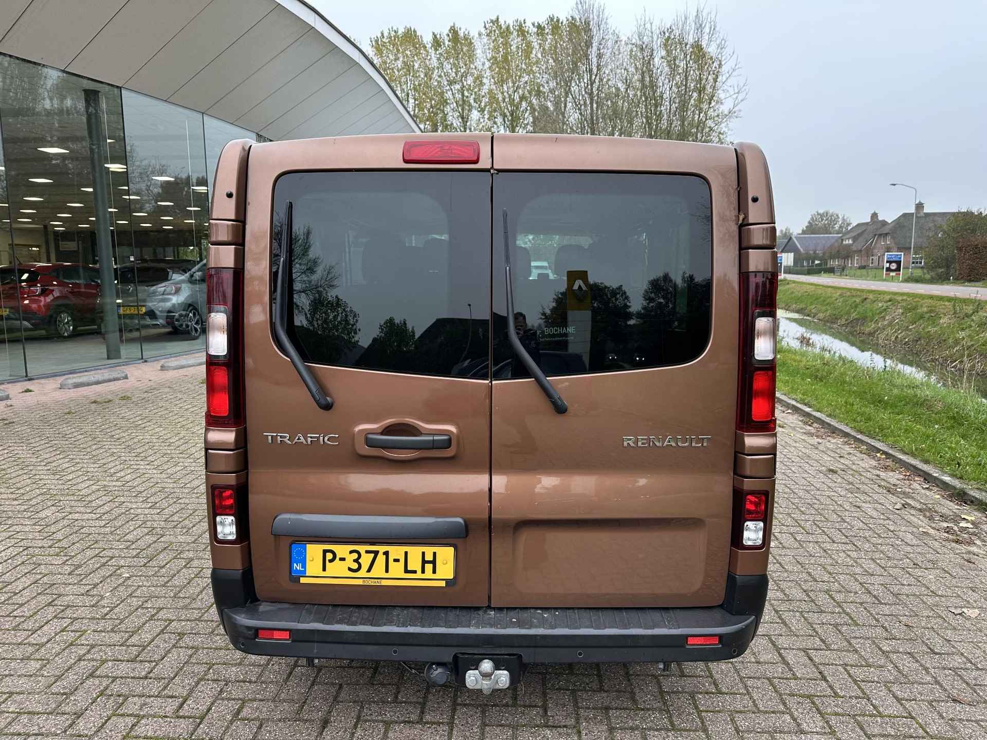 Renault Trafic Passenger 2.0 dCi 120 Grand Zen | 9 persoons | Navi | Airco | Cruise | Sidebars | Trekhaak | Sidebars | Apple Carplay/Android Auto - 5/24