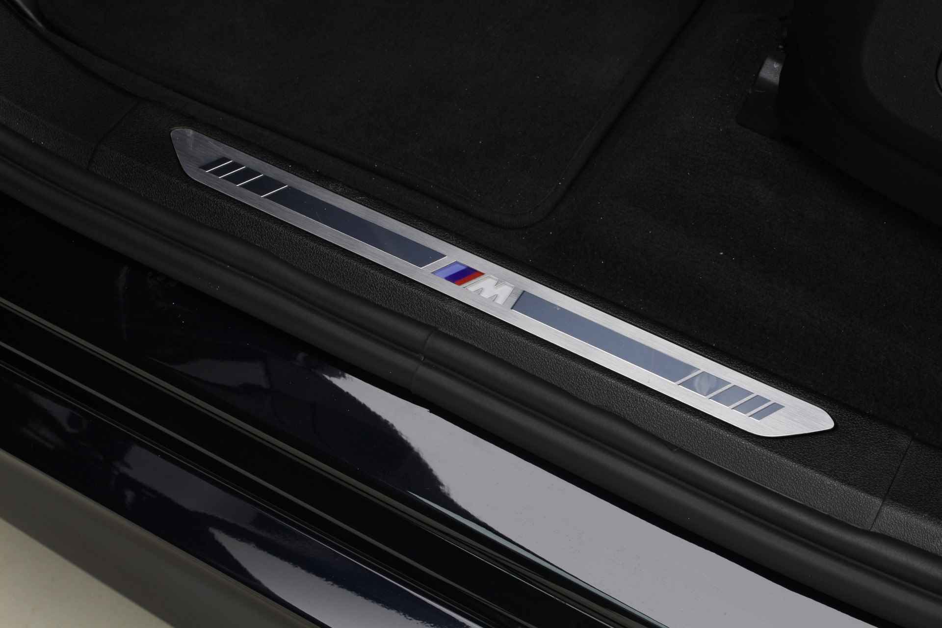 BMW X5 xDrive40i M-Sport | 3e zitrij | 7 zits | Panorama | 22" | Personal CoPilot - 16/34