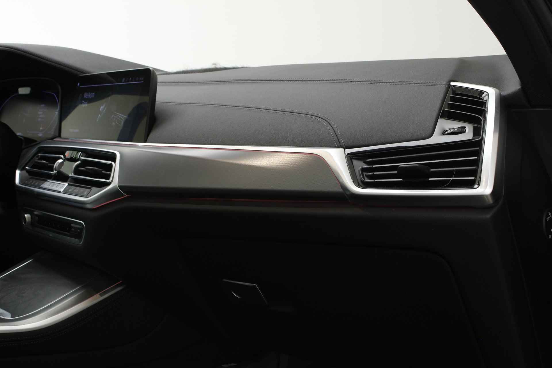 BMW X5 xDrive40i M-Sport | 3e zitrij | 7 zits | Panorama | 22" | Personal CoPilot - 24/34