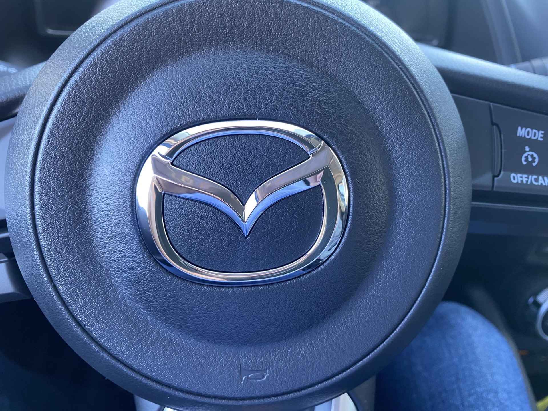 Mazda 2 1.5 e-SkyActiv-G 90 Homura l € 2850,- INSTAPVOORDEEL - 10/19