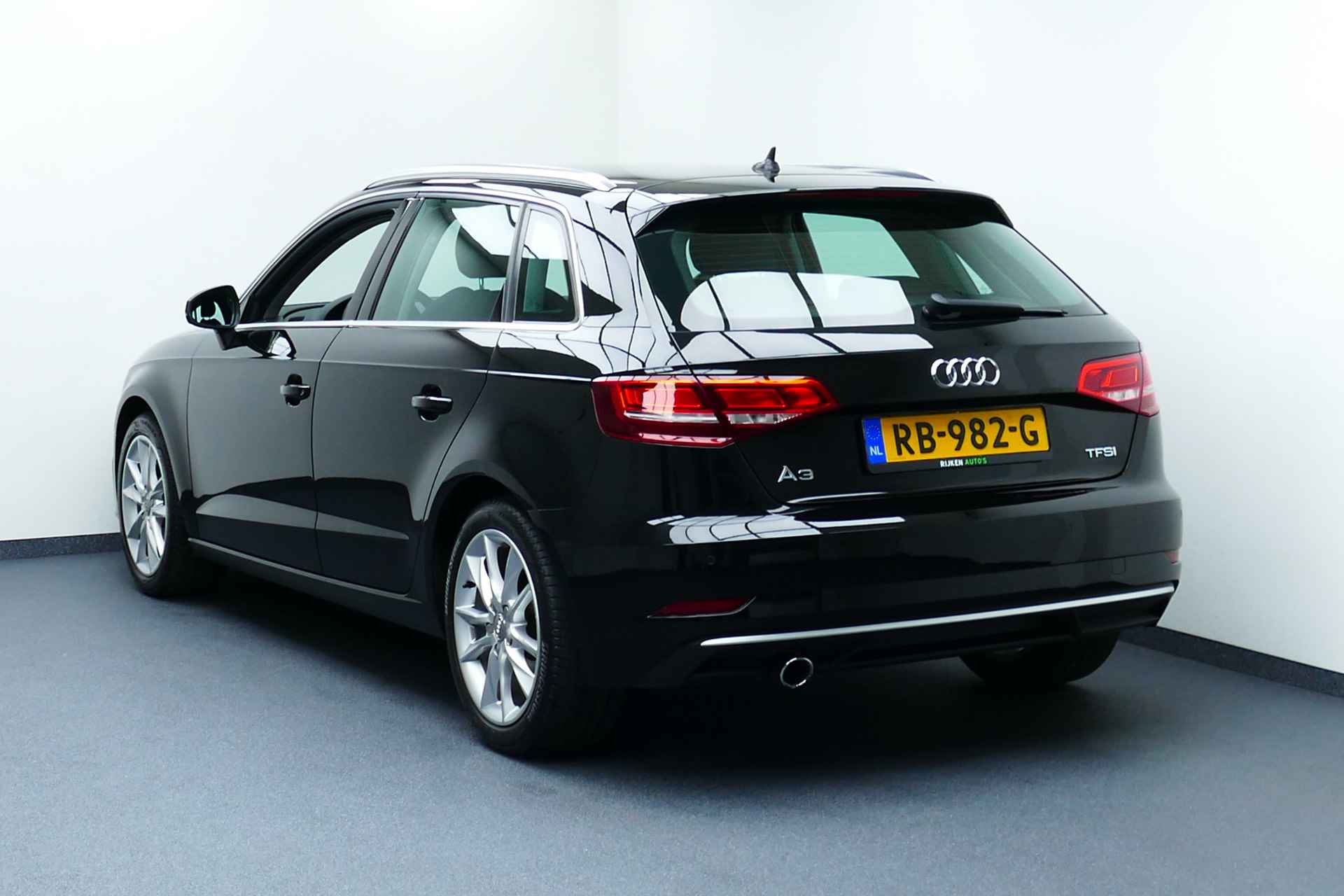 Audi A3 Sportback 1.0 TFSI Design Pro Line Plus. Navi, Clima, Cruise, Stoelverw, 17"LMV - 8/35