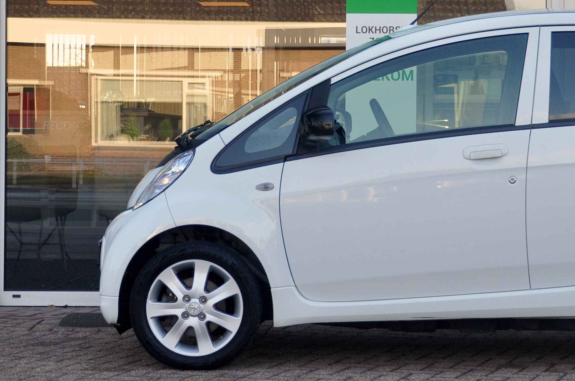 Peugeot iOn Active 16 kWh | Clima | Bluetooth - 24/32