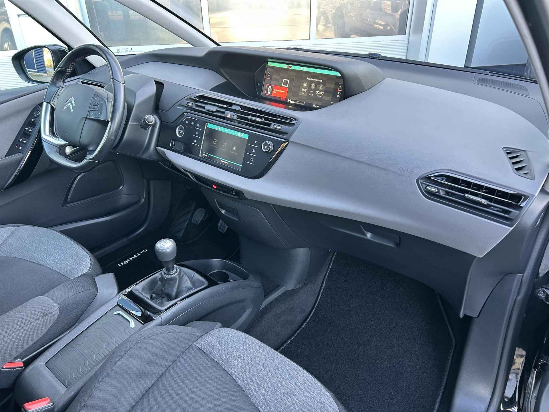 Citroen C4 Picasso 1.2 130pk Feel | TREKHAAK | NAVIGATIE | CAMERA | CLIMATE CONTROL | CARPLAY | KEYLESS | PDC | LMV 16 INCH - 29/32