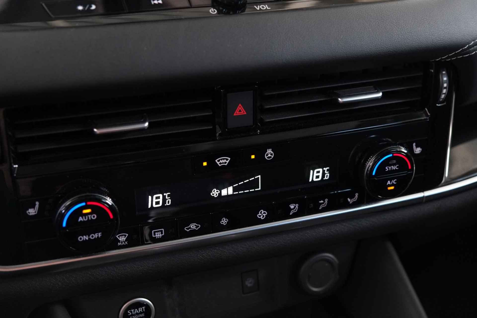 Nissan QASHQAI 1.3 MHEV Facelift Xtronic N-Connecta Groot Navi / LED / Carplay / ACC / Cam / DAB+ - 26/30
